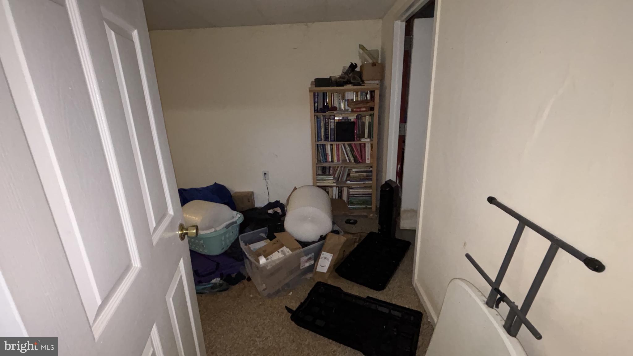 SECURITY HILLS - Residential