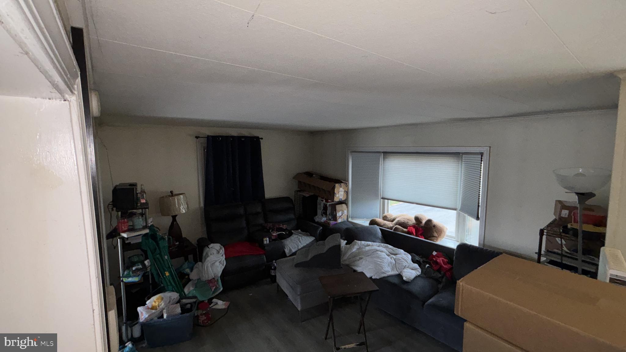 SECURITY HILLS - Residential