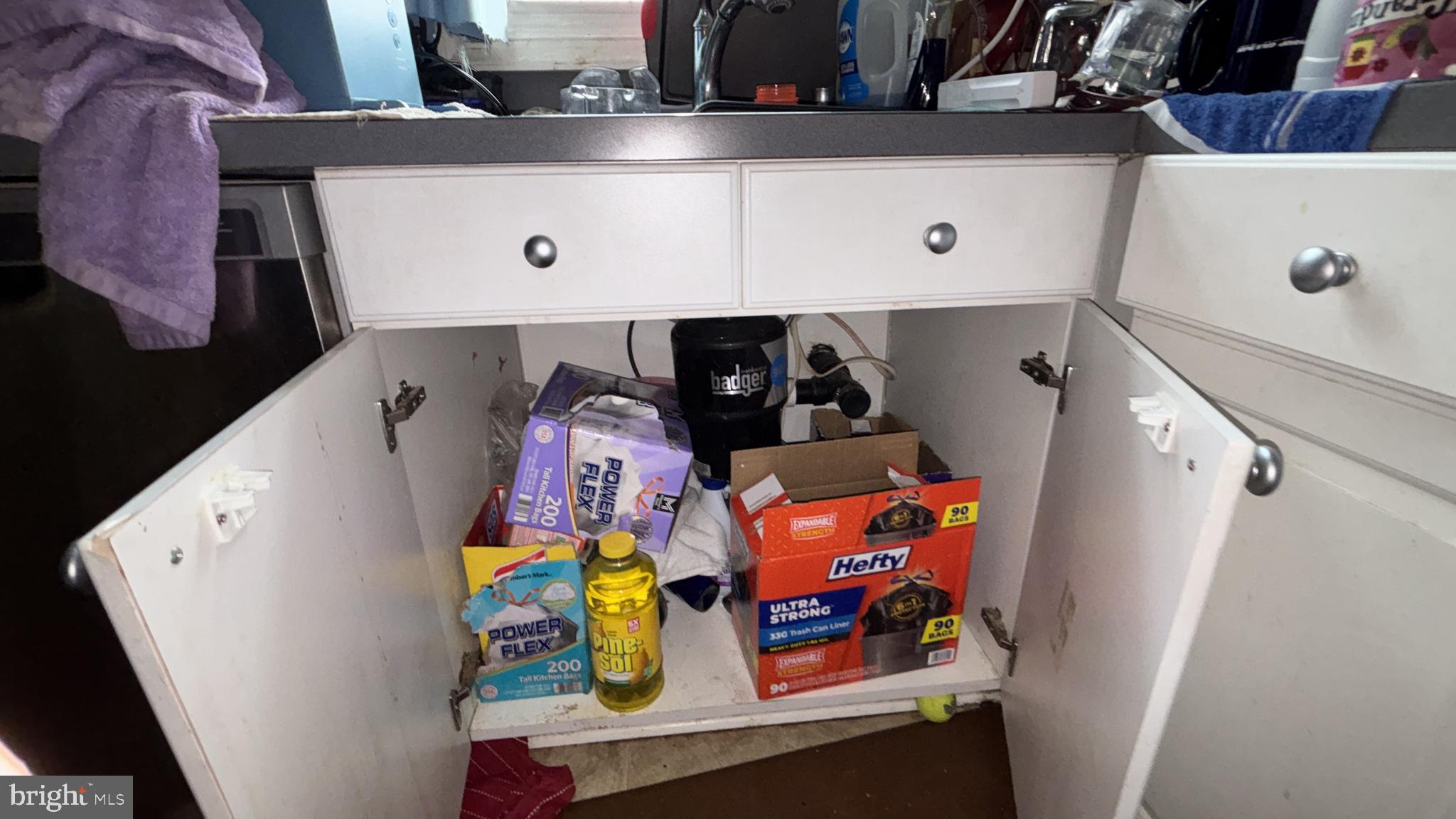 SECURITY HILLS - Residential