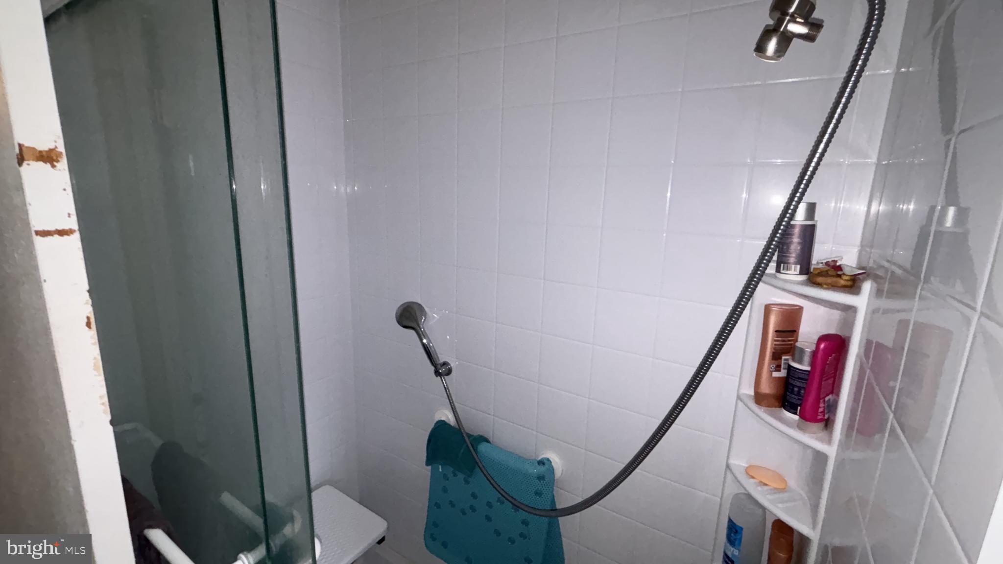 SECURITY HILLS - Residential