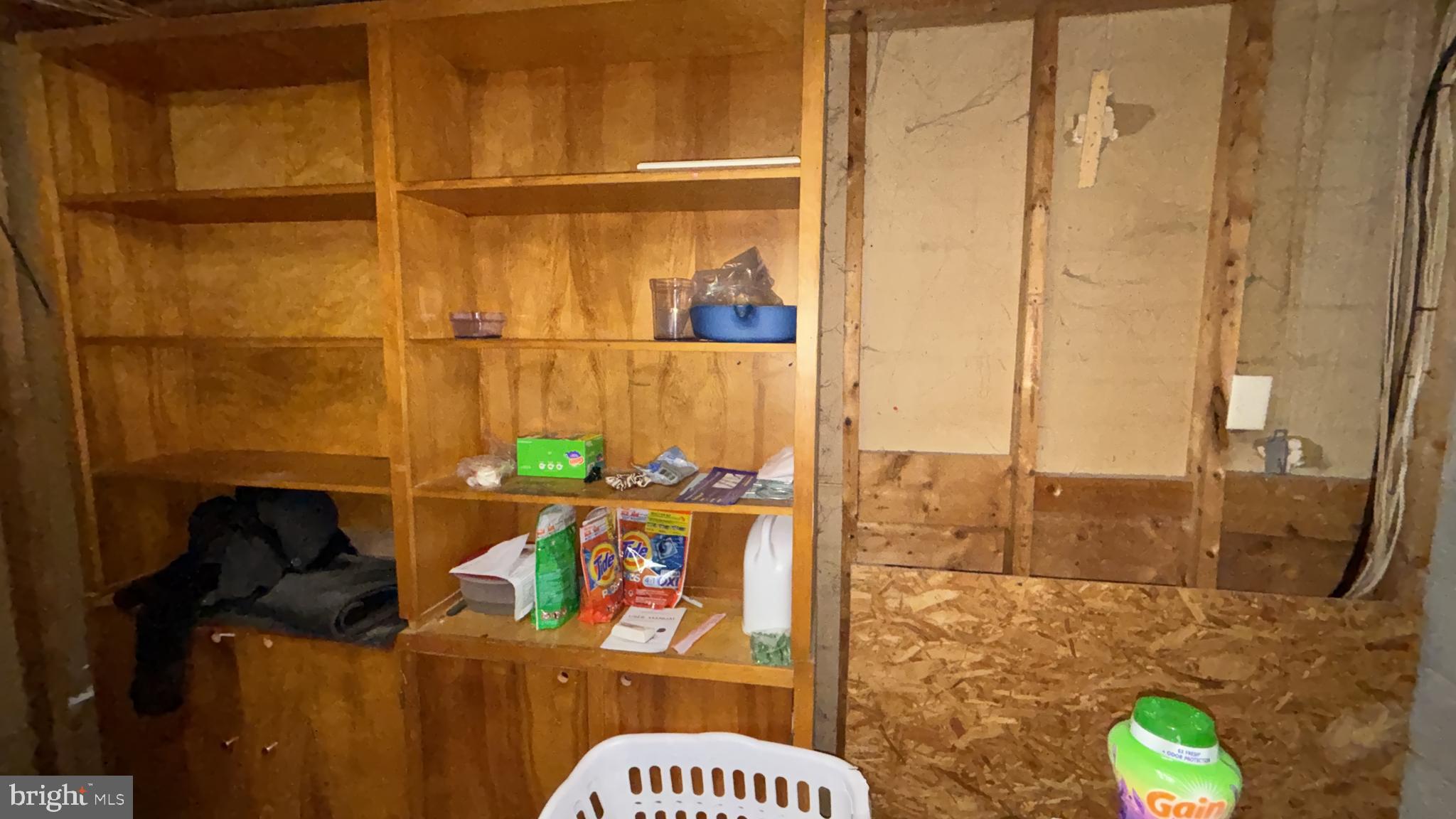 SECURITY HILLS - Residential