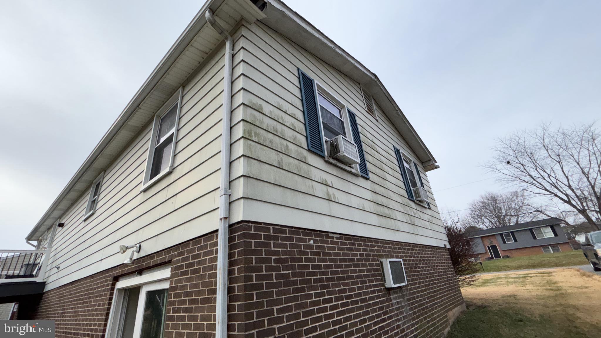 SECURITY HILLS - Residential