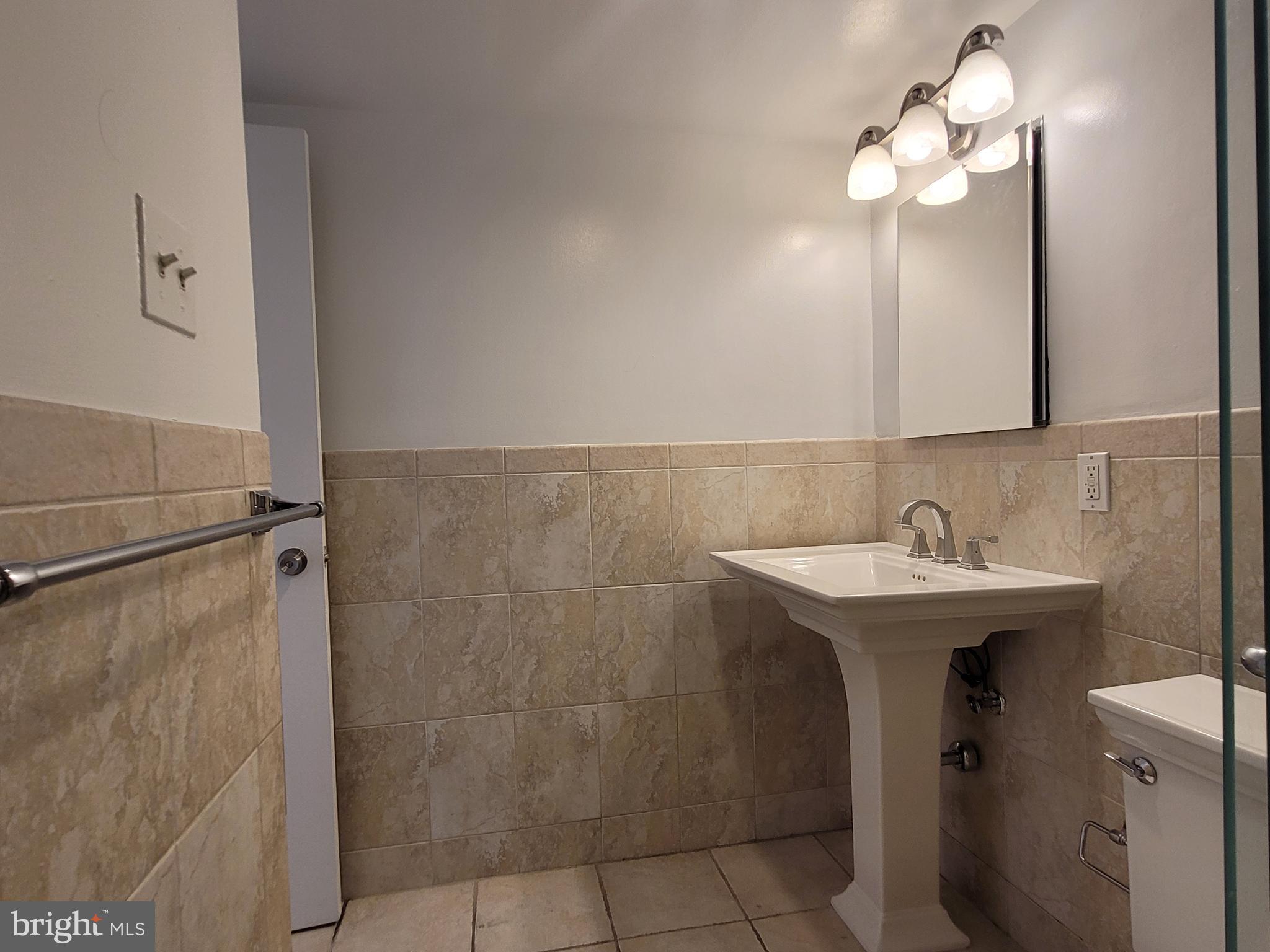 RITTENHOUSE SQUARE - Residential Lease