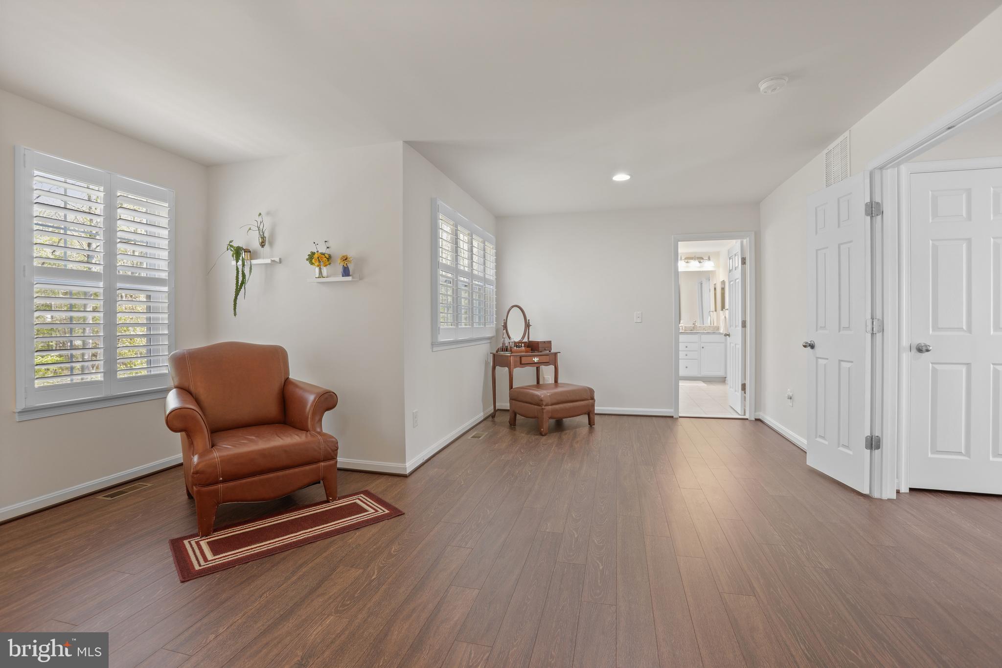 LEELAND STATION - Residential