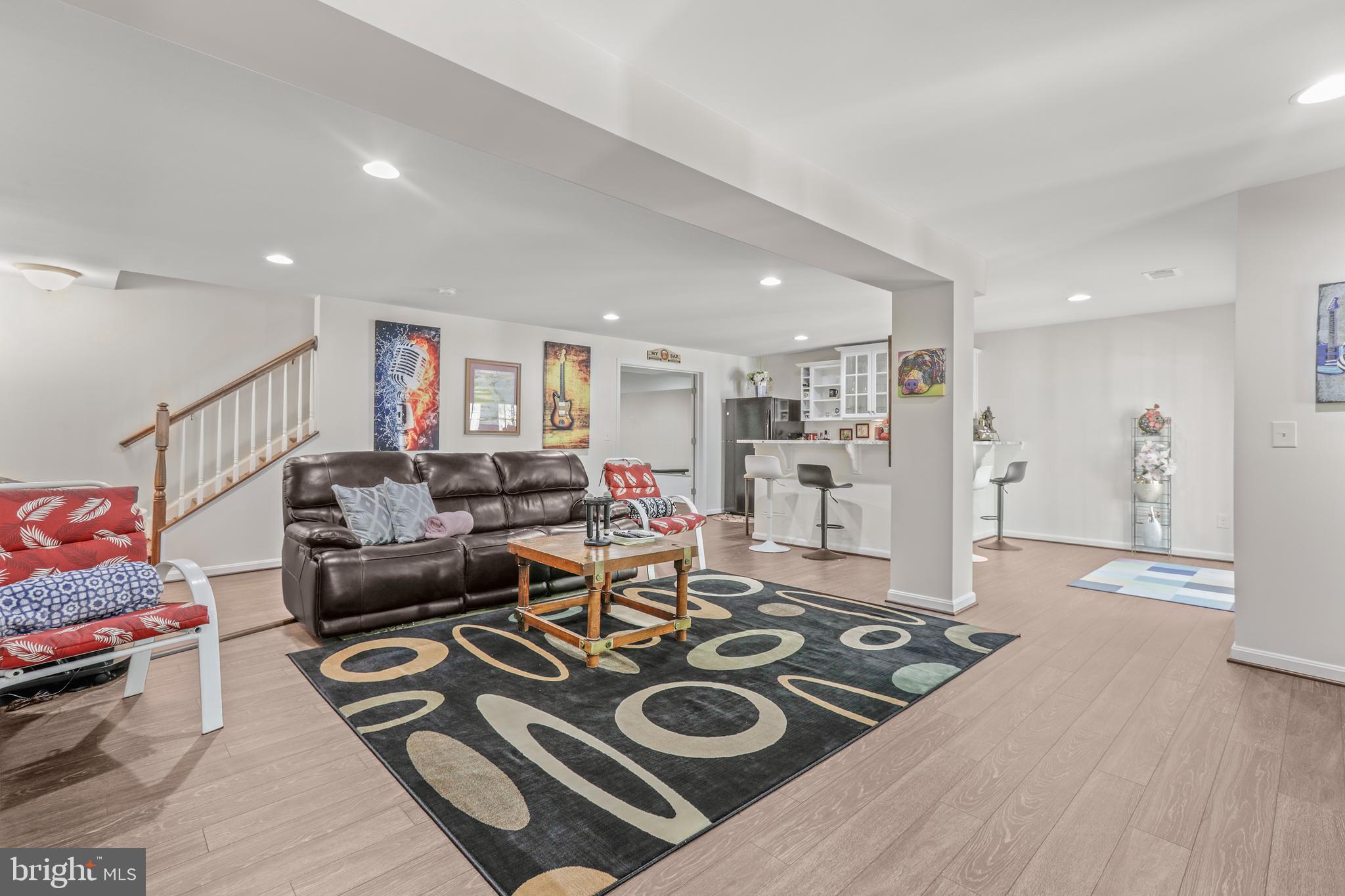 LEELAND STATION - Residential