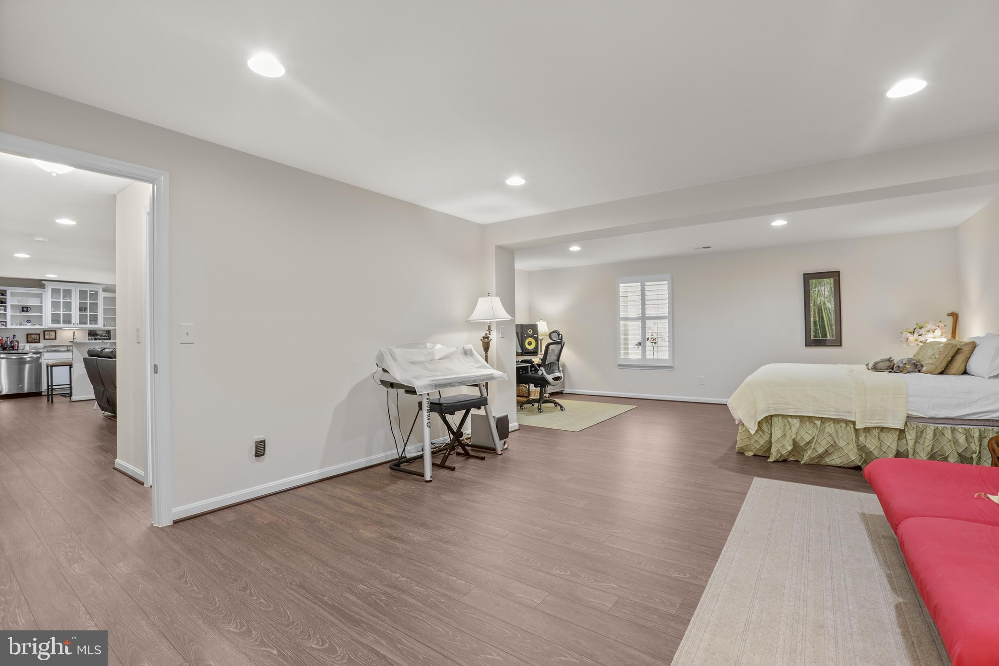 LEELAND STATION - Residential