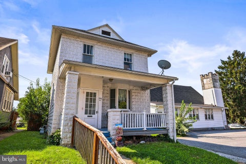 Photo for 234 W COTTAGE PLACE