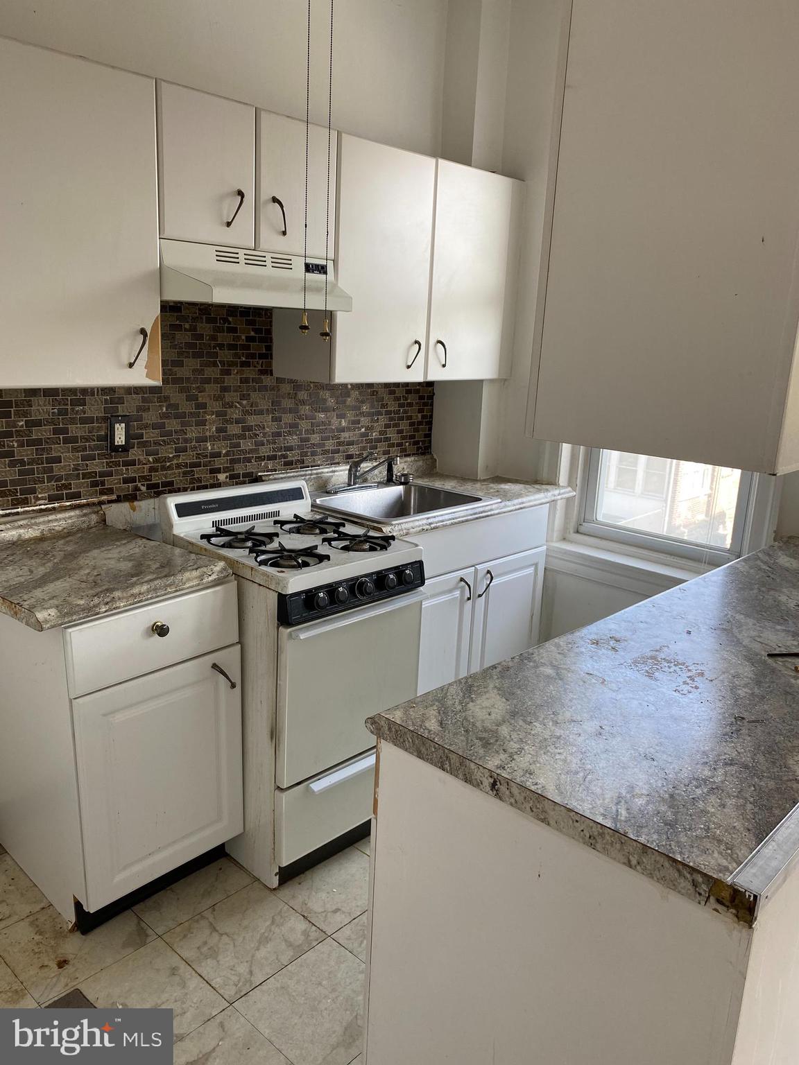 LOGAN - Residential
