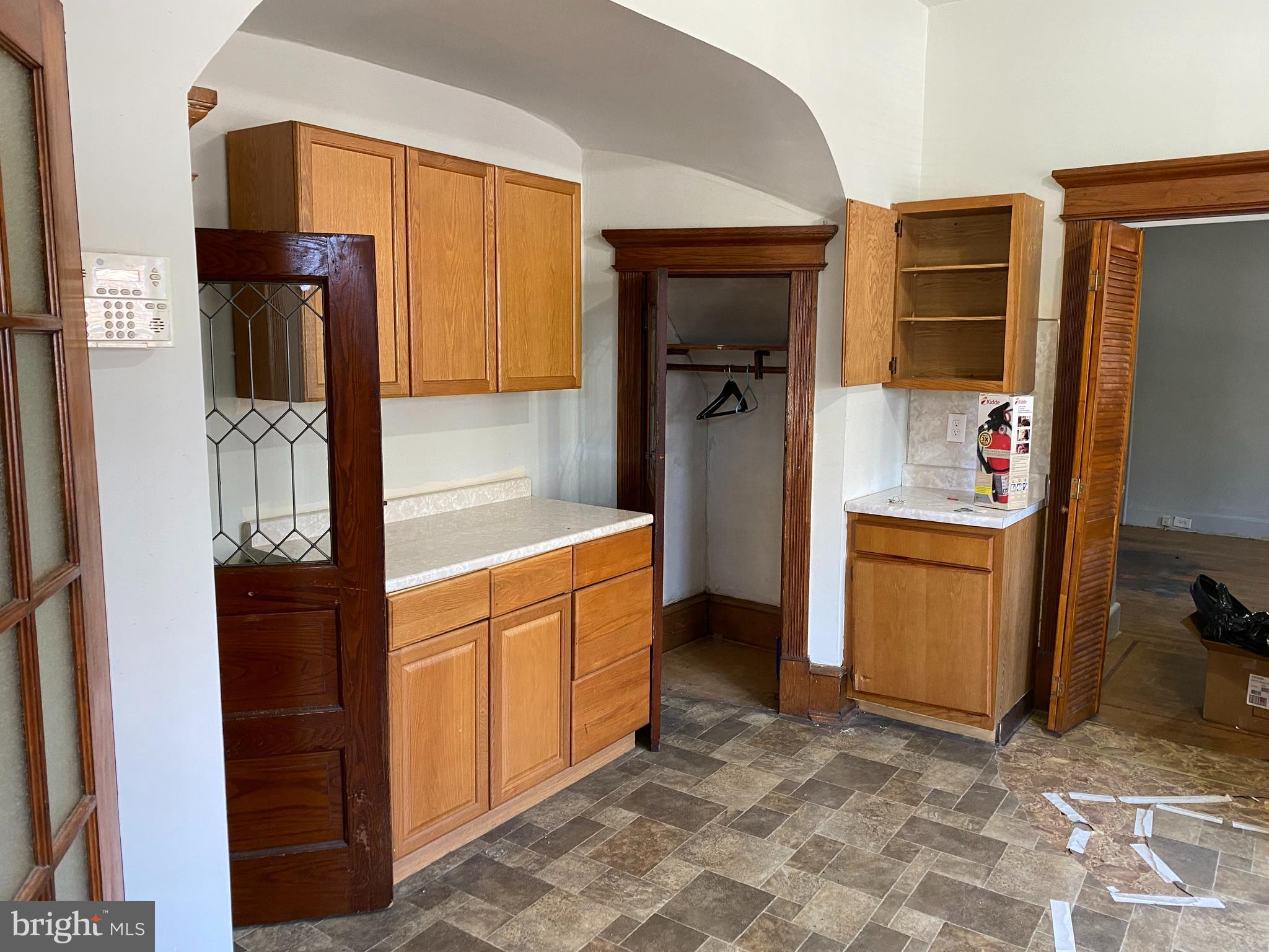 LOGAN - Residential