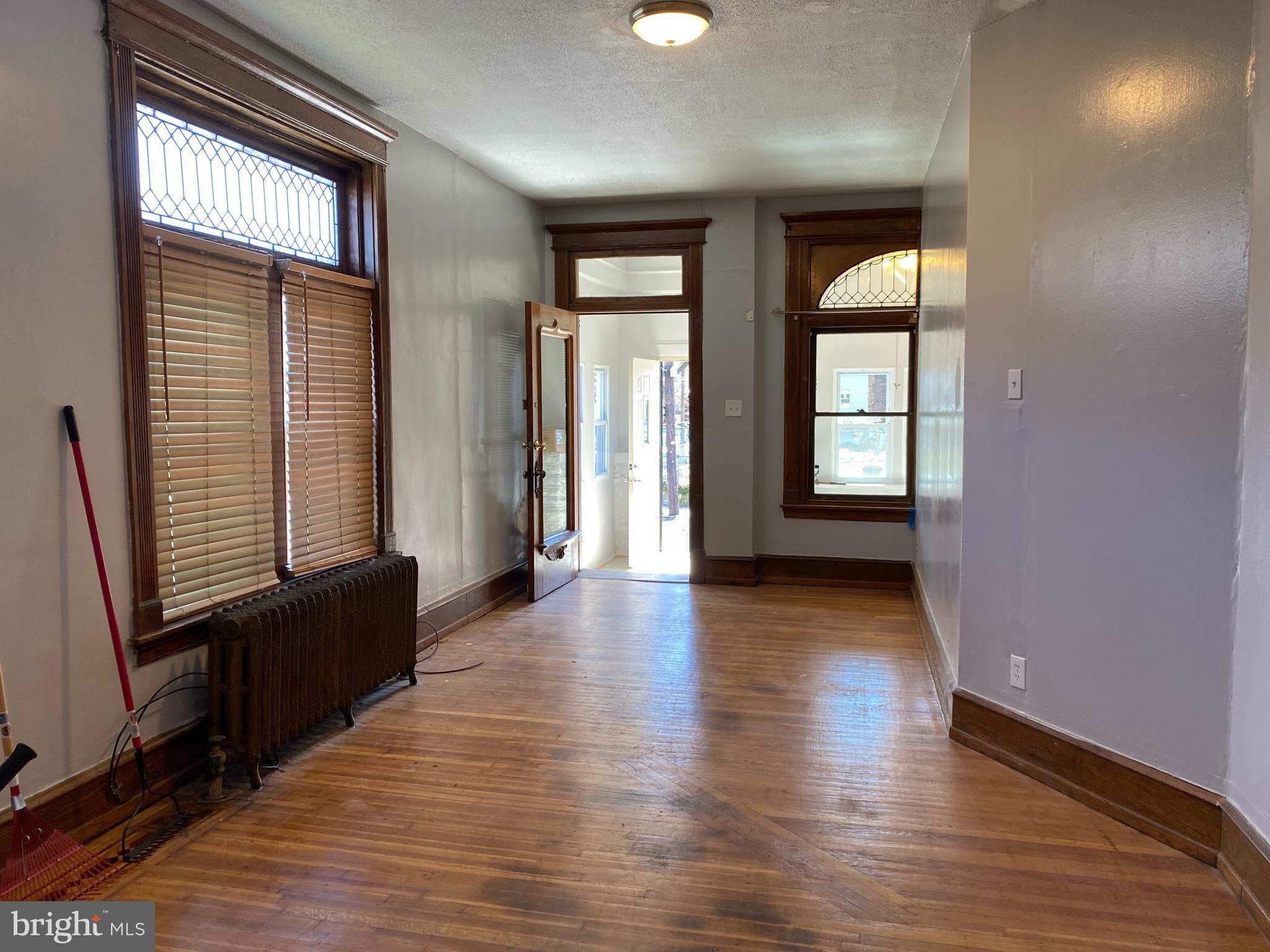 LOGAN - Residential