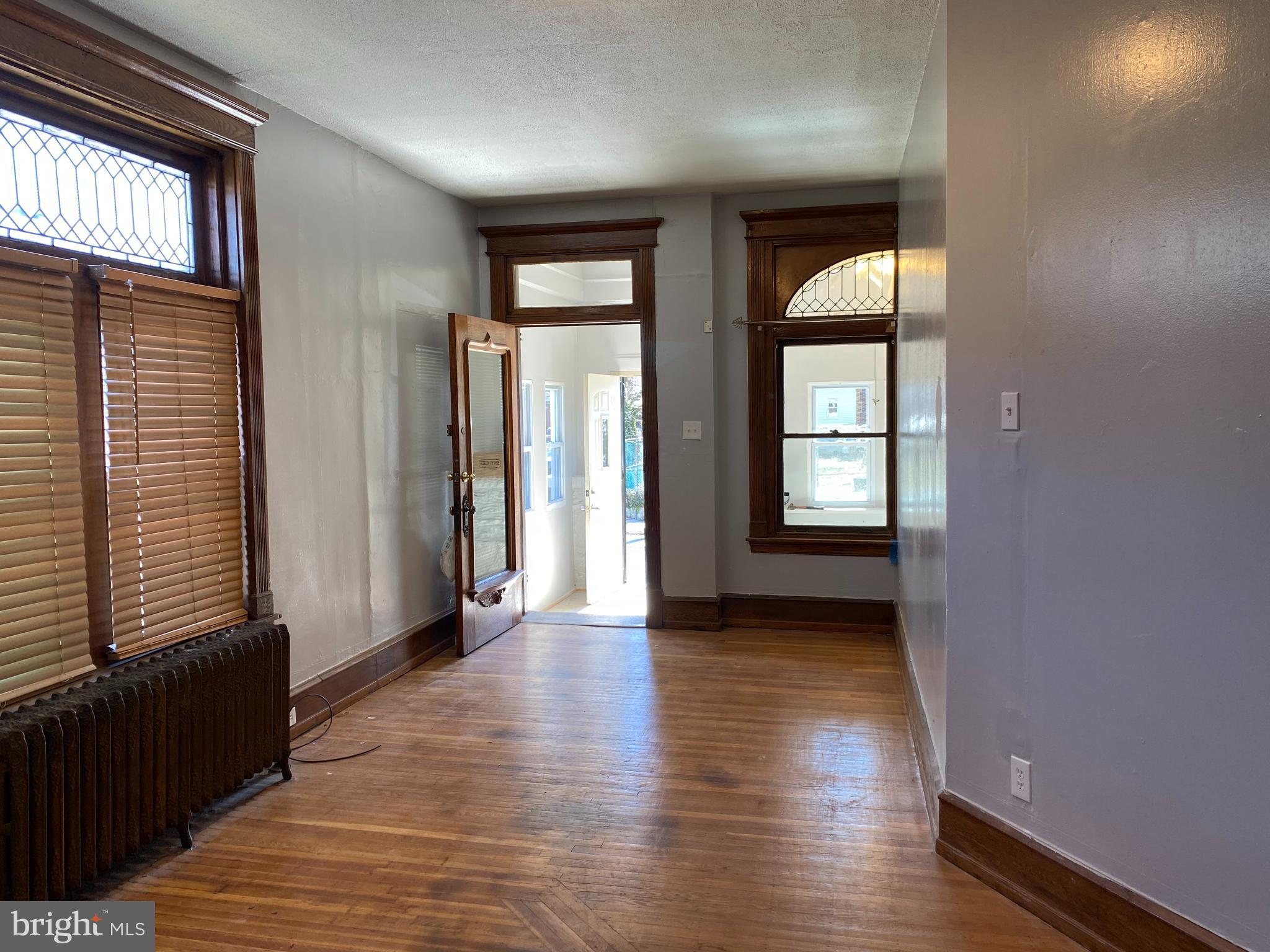 LOGAN - Residential