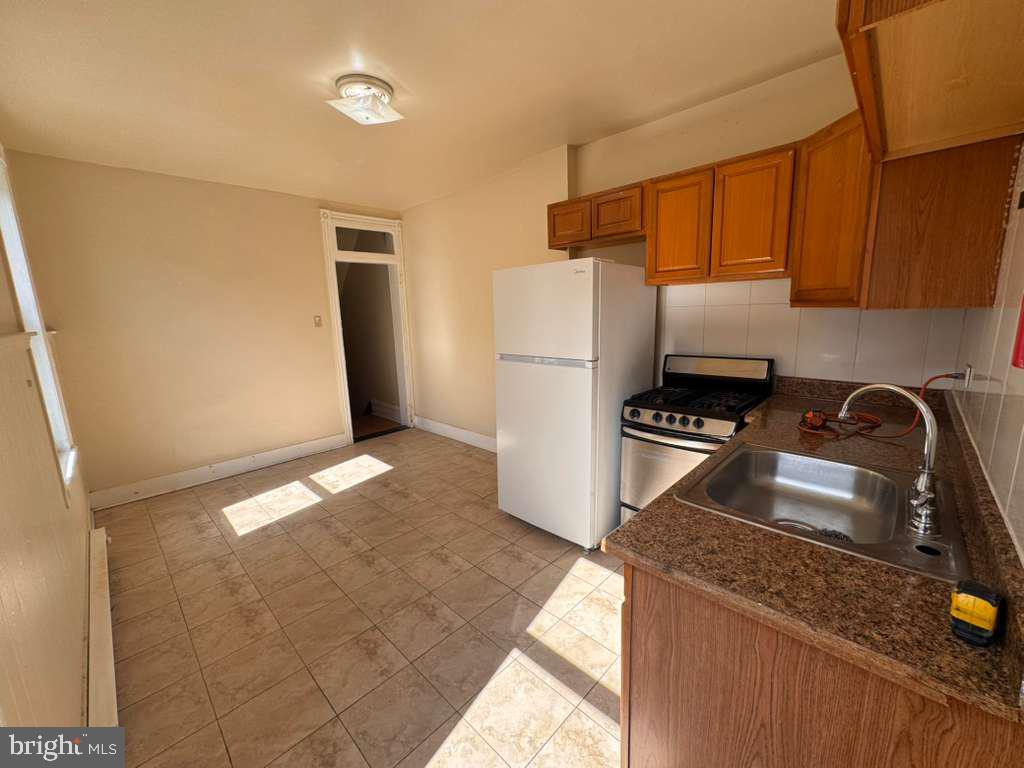 READING - Residential Lease