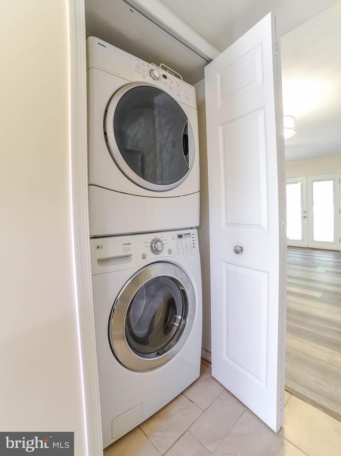 SOUTHGATE CENTER - Residential