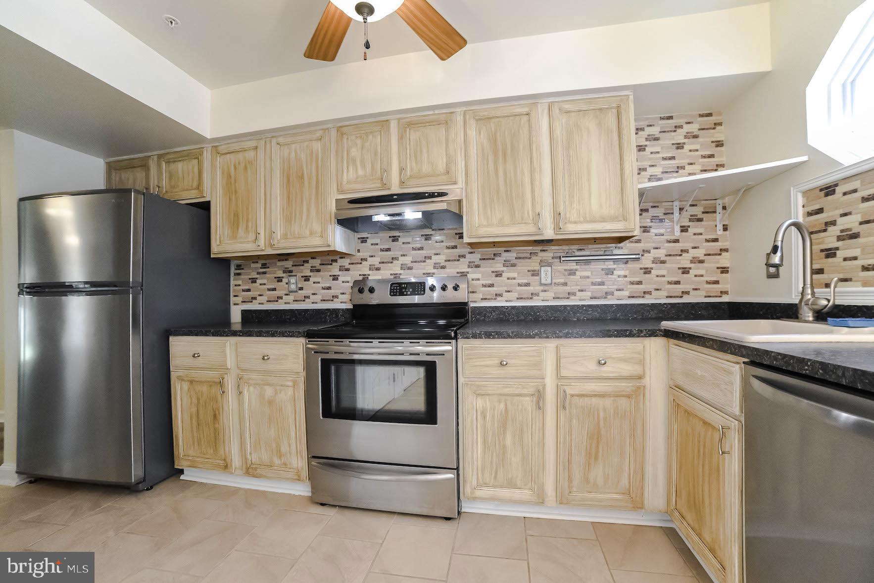 SOUTHGATE CENTER - Residential