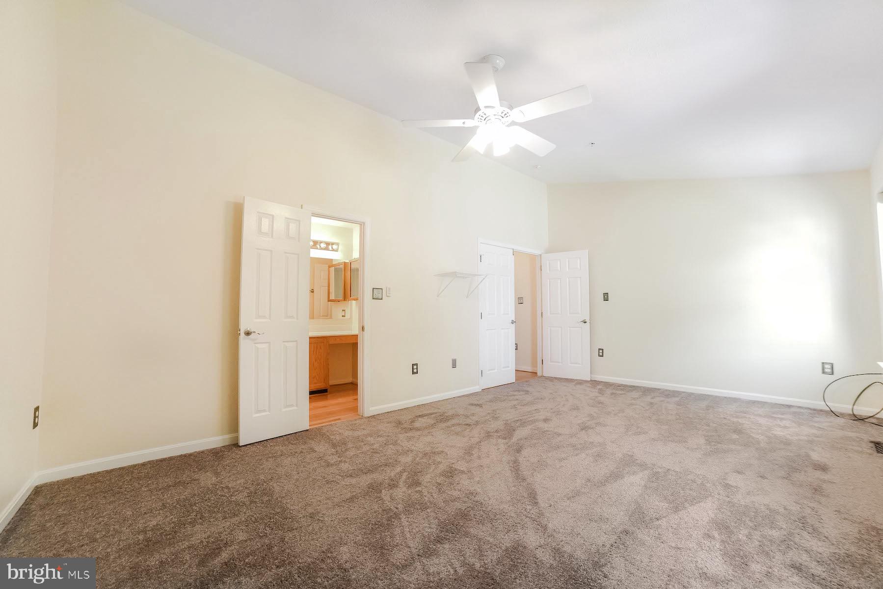 SOUTHGATE CENTER - Residential