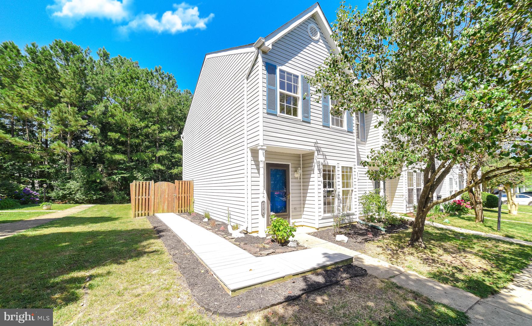 SOUTHGATE CENTER - Residential