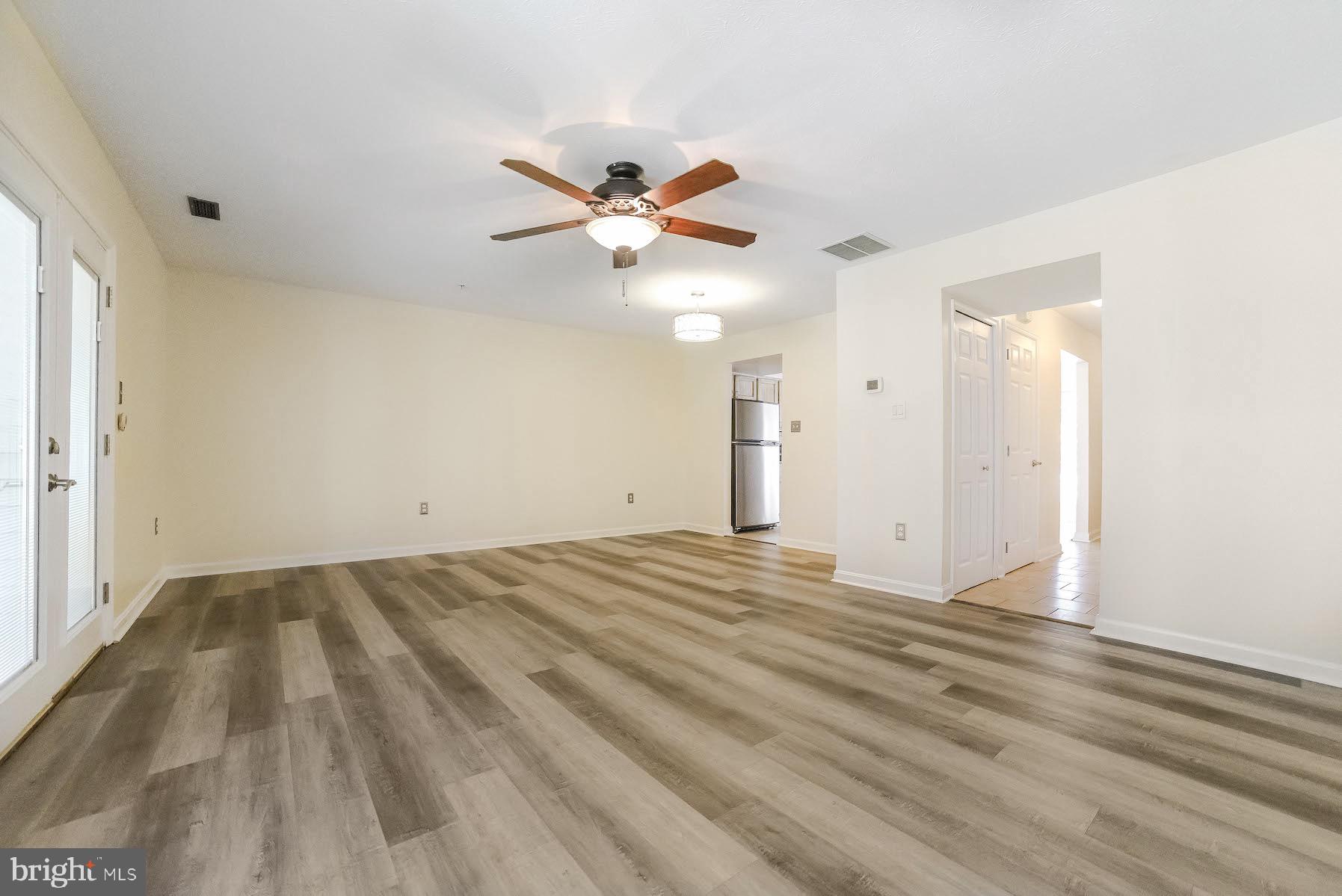 SOUTHGATE CENTER - Residential