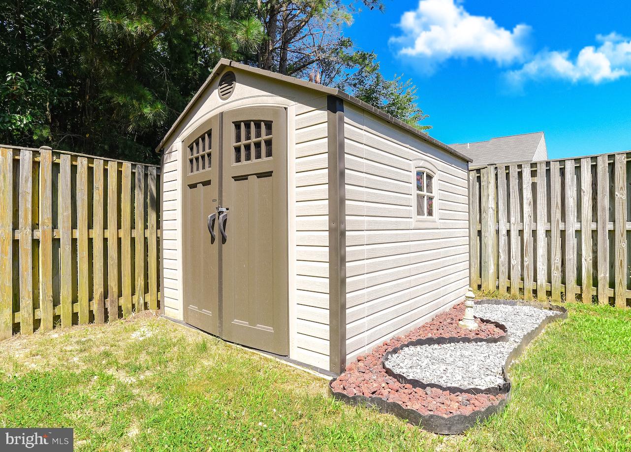 SOUTHGATE CENTER - Residential