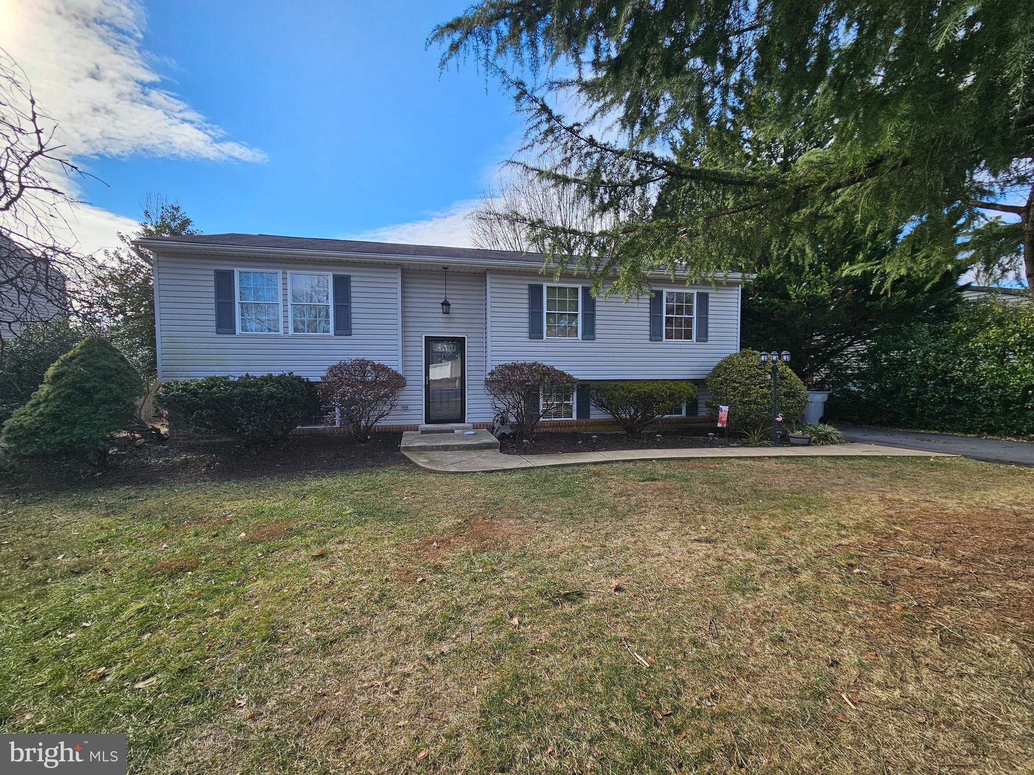 POINT OF WOODS - Residential