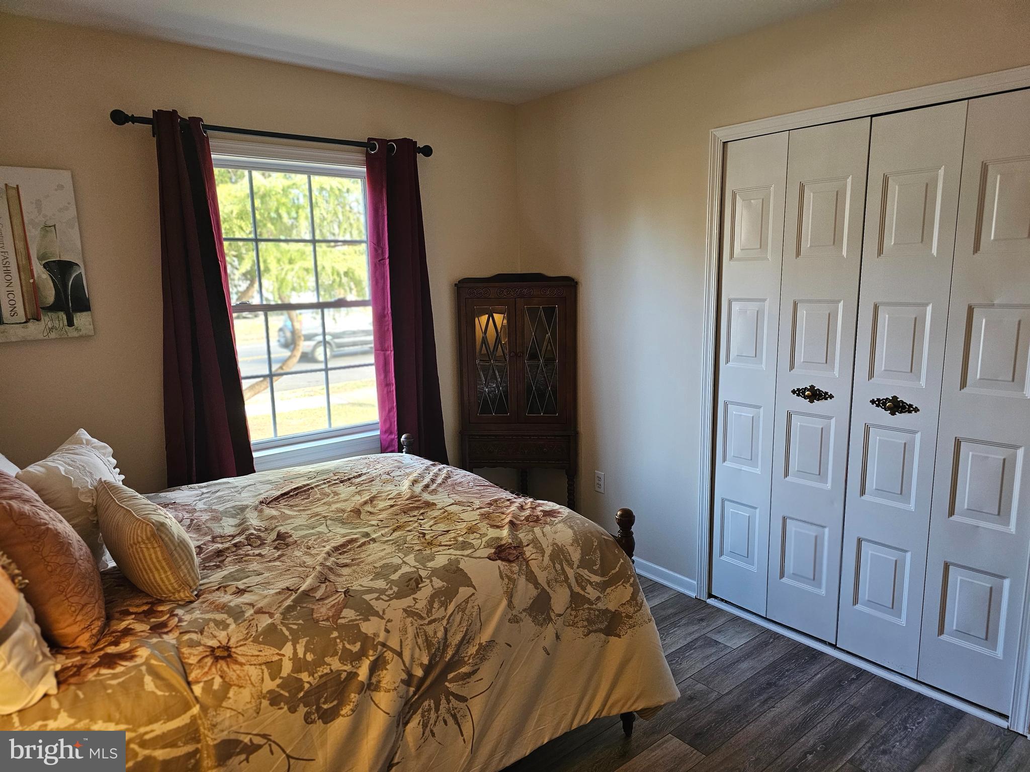 POINT OF WOODS - Residential