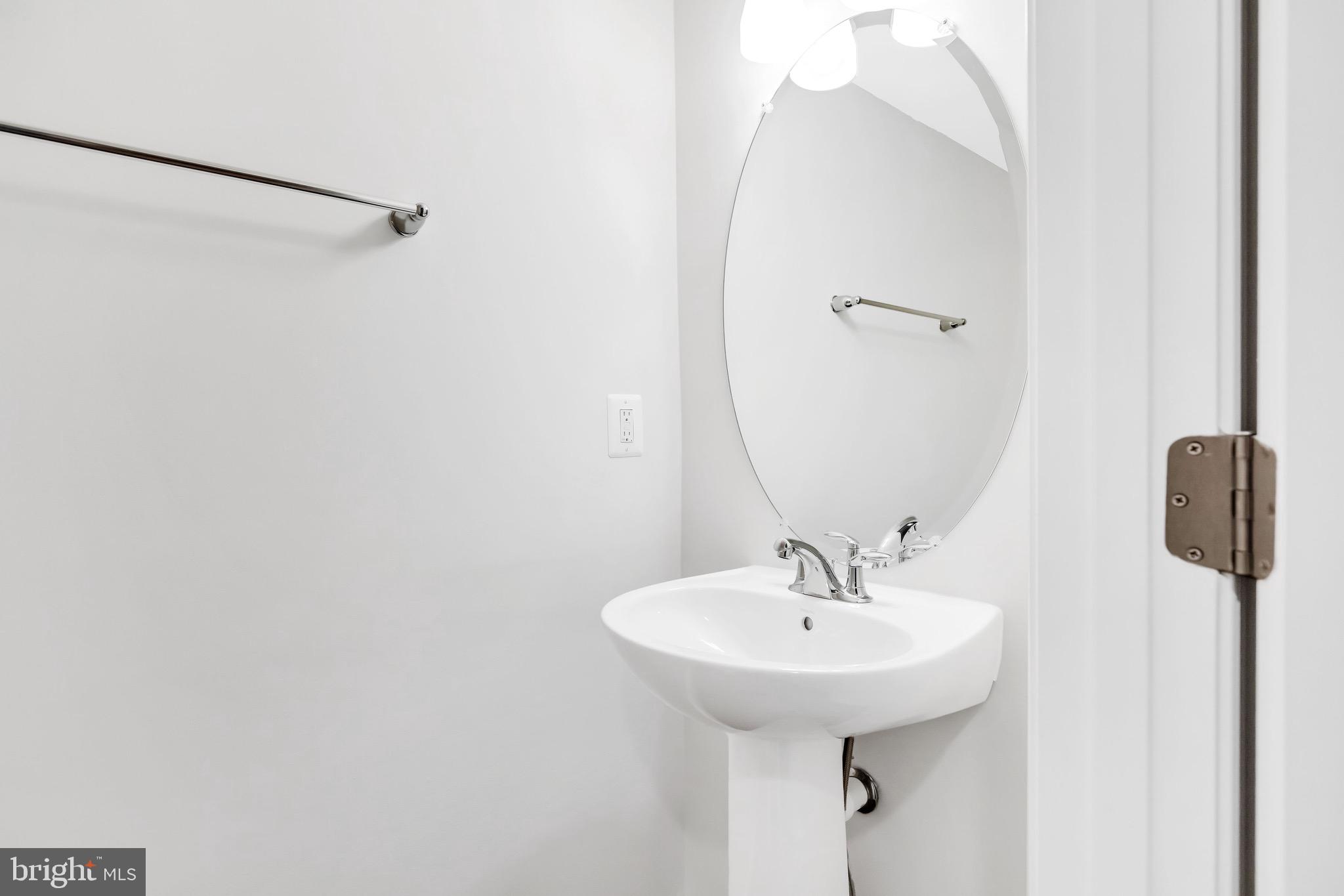 FIELDSTONE - Residential Lease