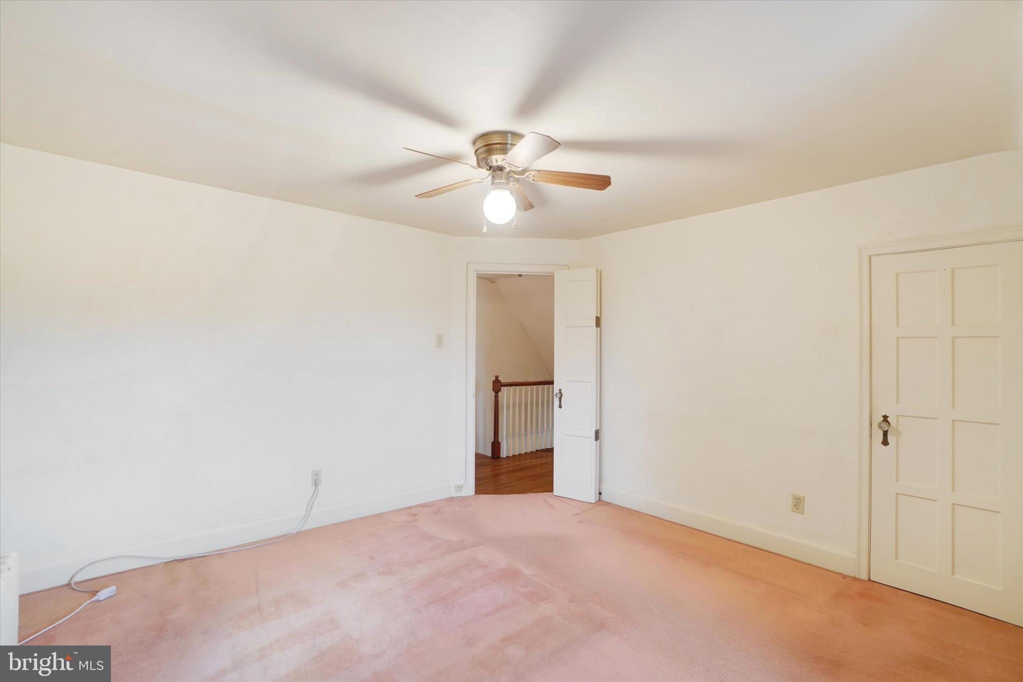 HOLLYWOOD HEIGHTS - Residential