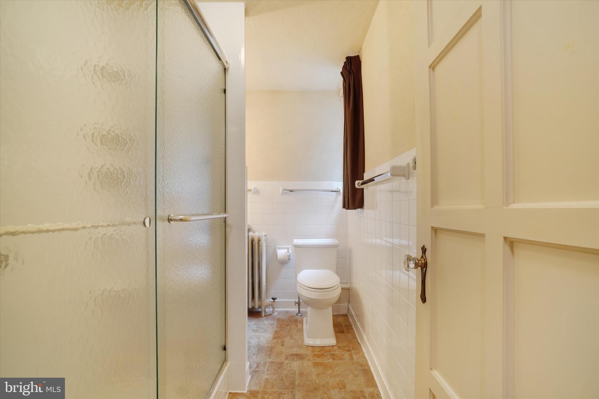 HOLLYWOOD HEIGHTS - Residential