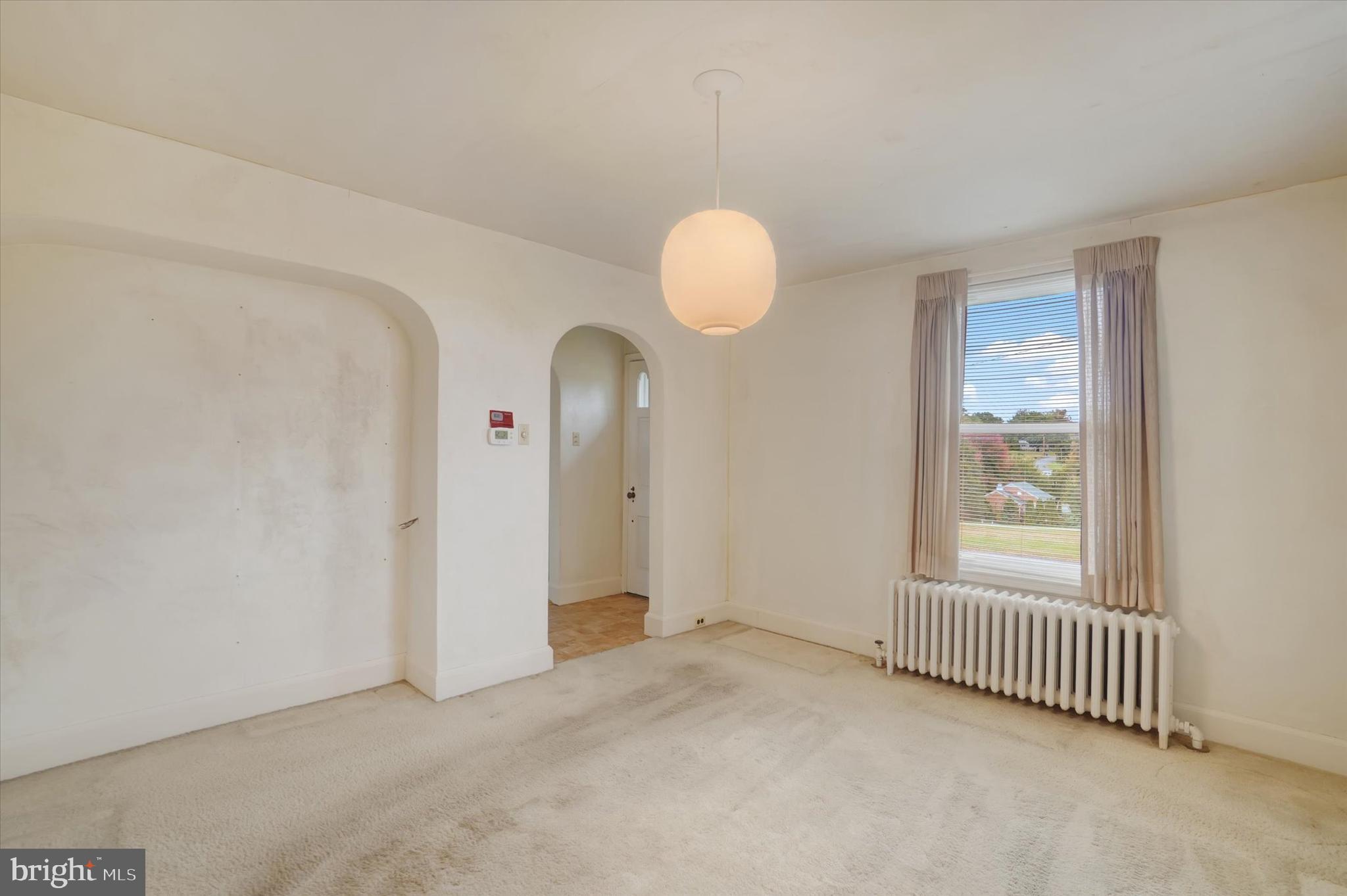 HOLLYWOOD HEIGHTS - Residential