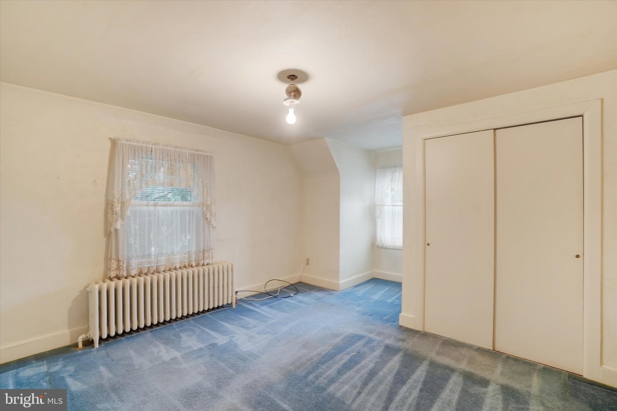 HOLLYWOOD HEIGHTS - Residential