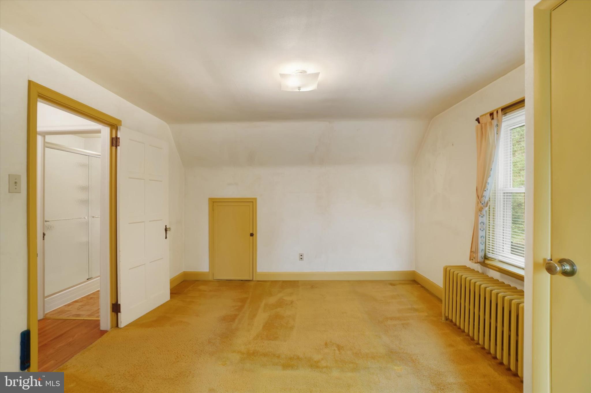 HOLLYWOOD HEIGHTS - Residential