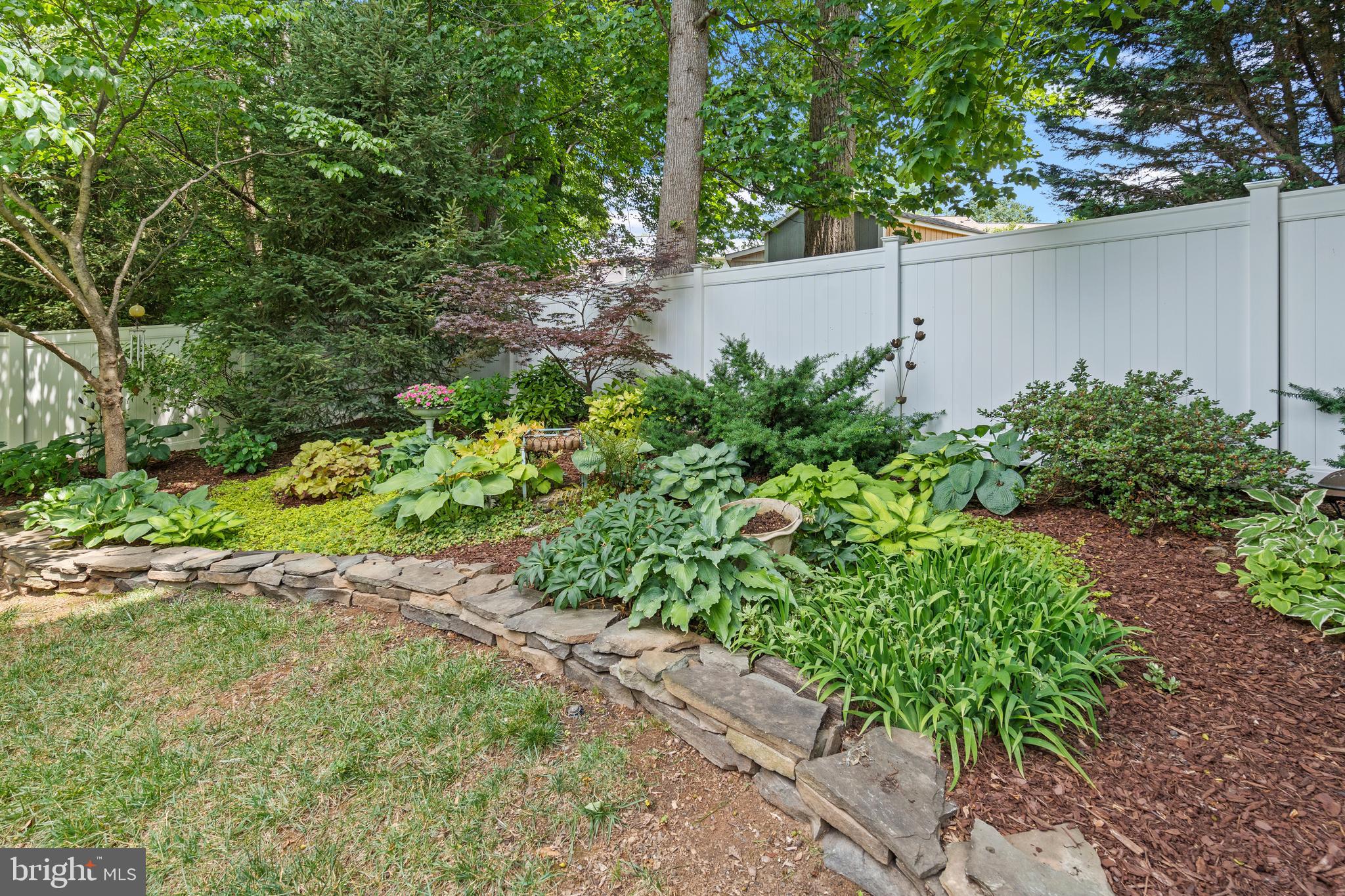 BELL AIR ESTATES - Residential