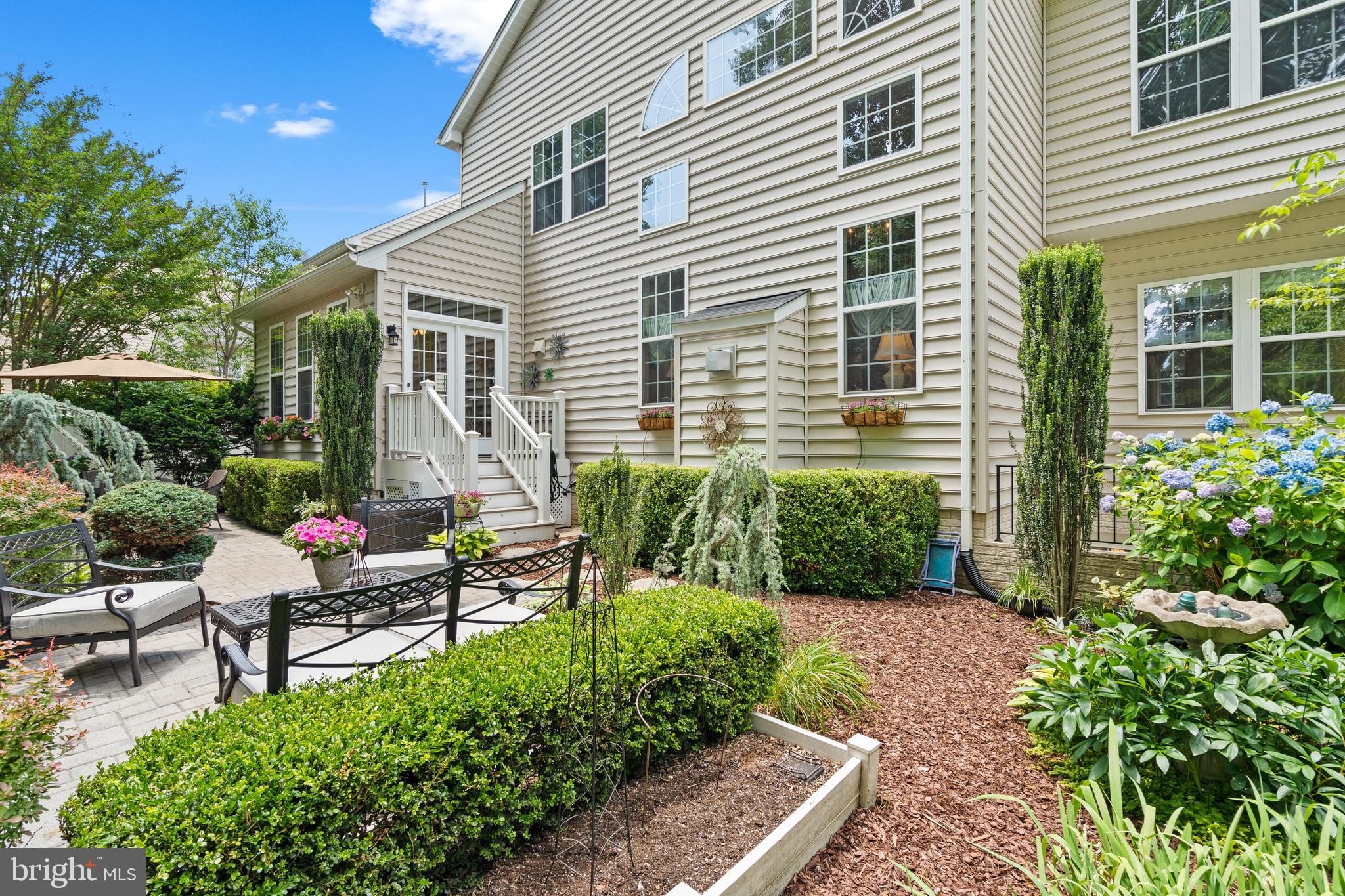 BELL AIR ESTATES - Residential