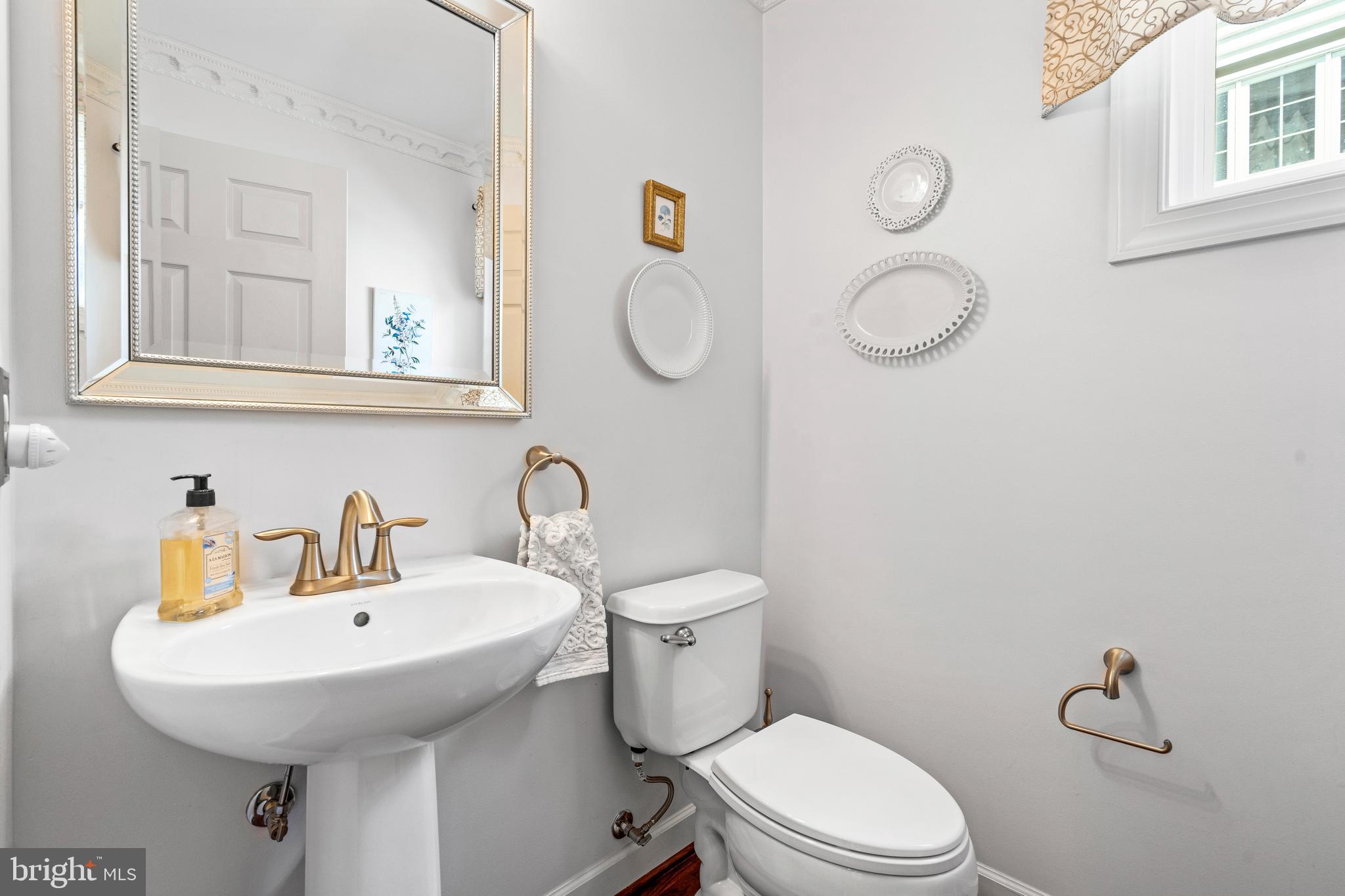 BELL AIR ESTATES - Residential