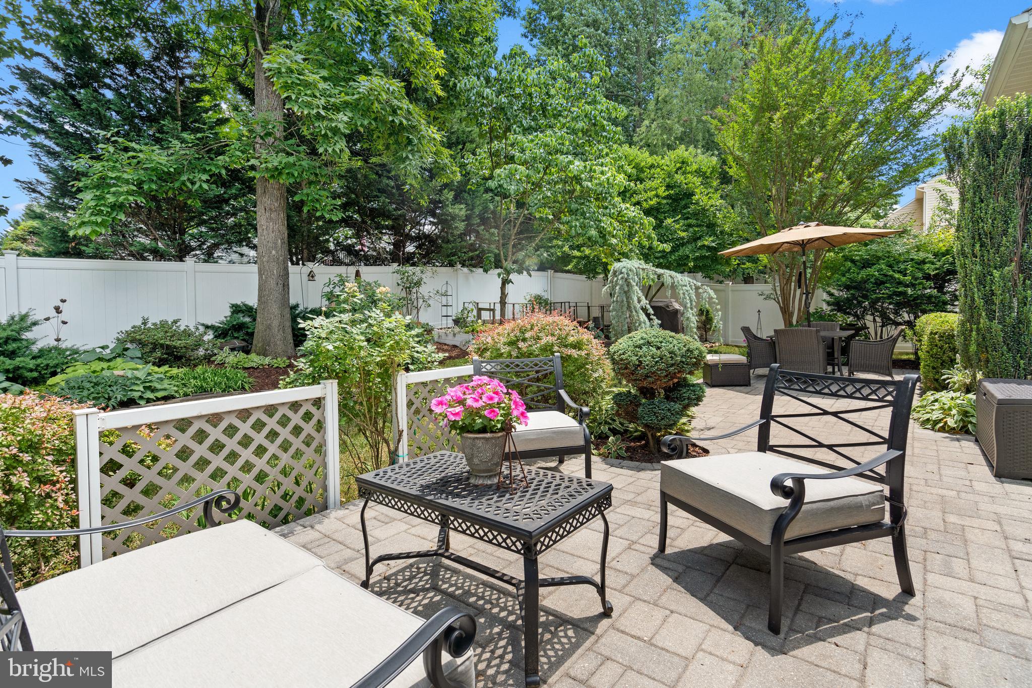 BELL AIR ESTATES - Residential