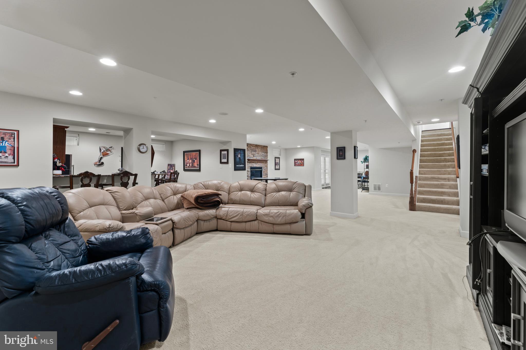 WOODBURN ESTATES - Residential