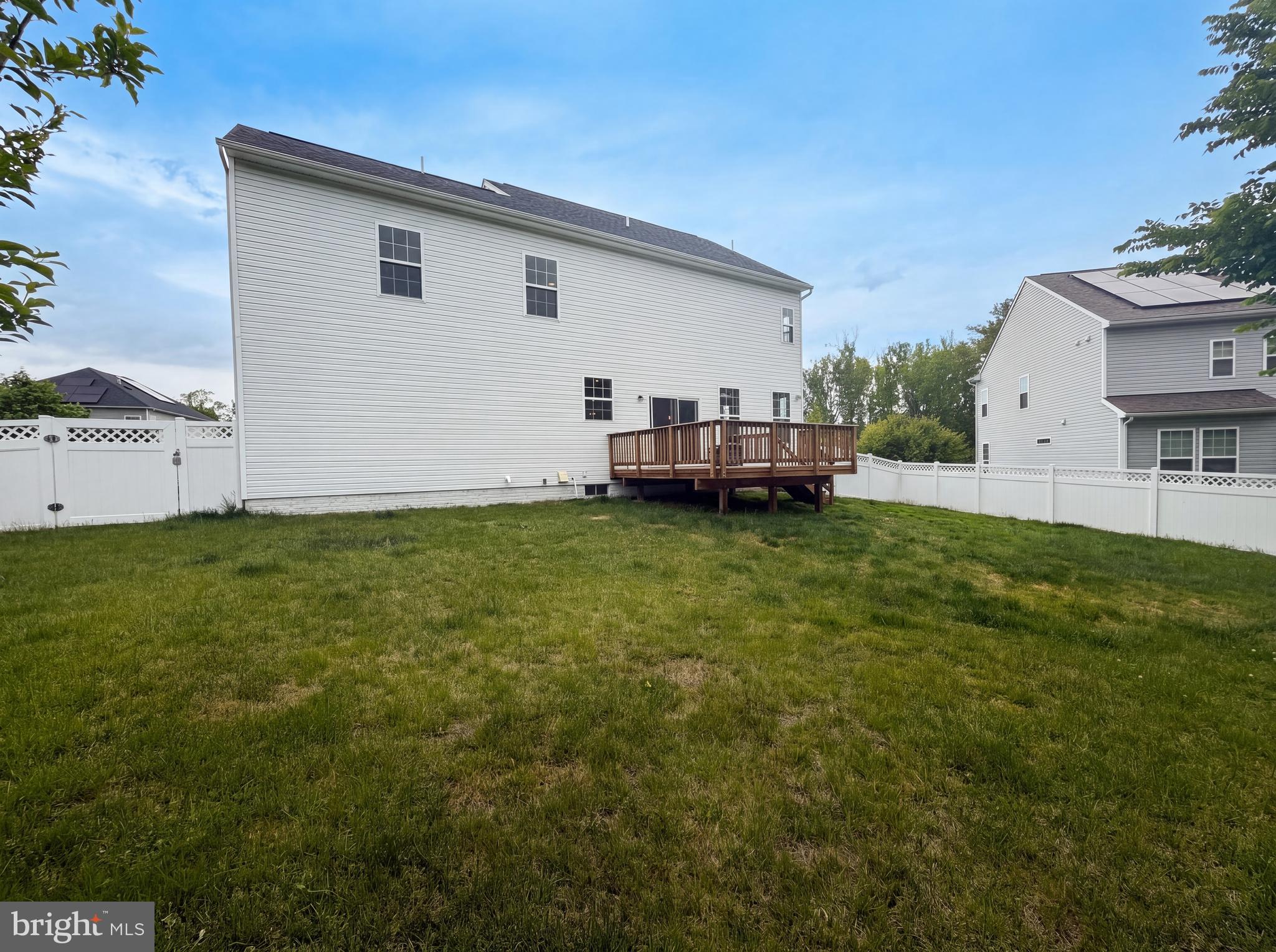 STONEGATE ESTATES - Residential
