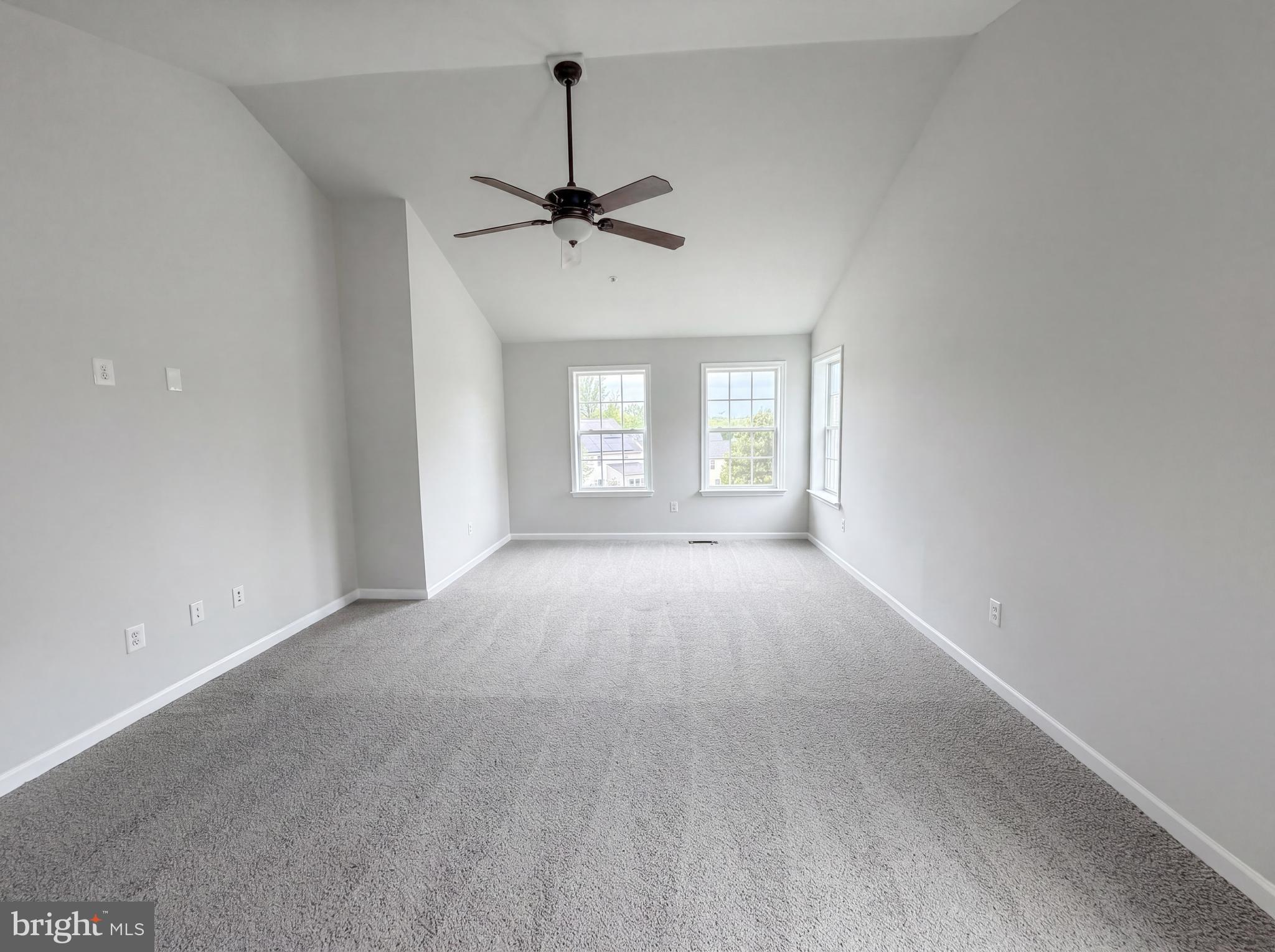 STONEGATE ESTATES - Residential