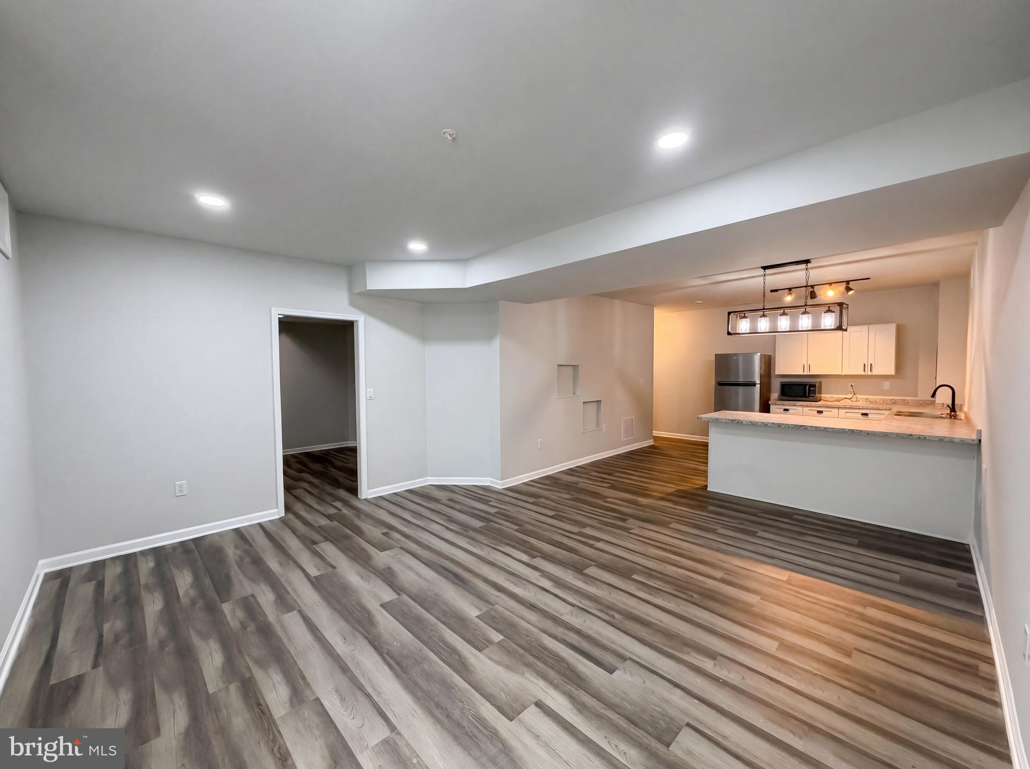 STONEGATE ESTATES - Residential
