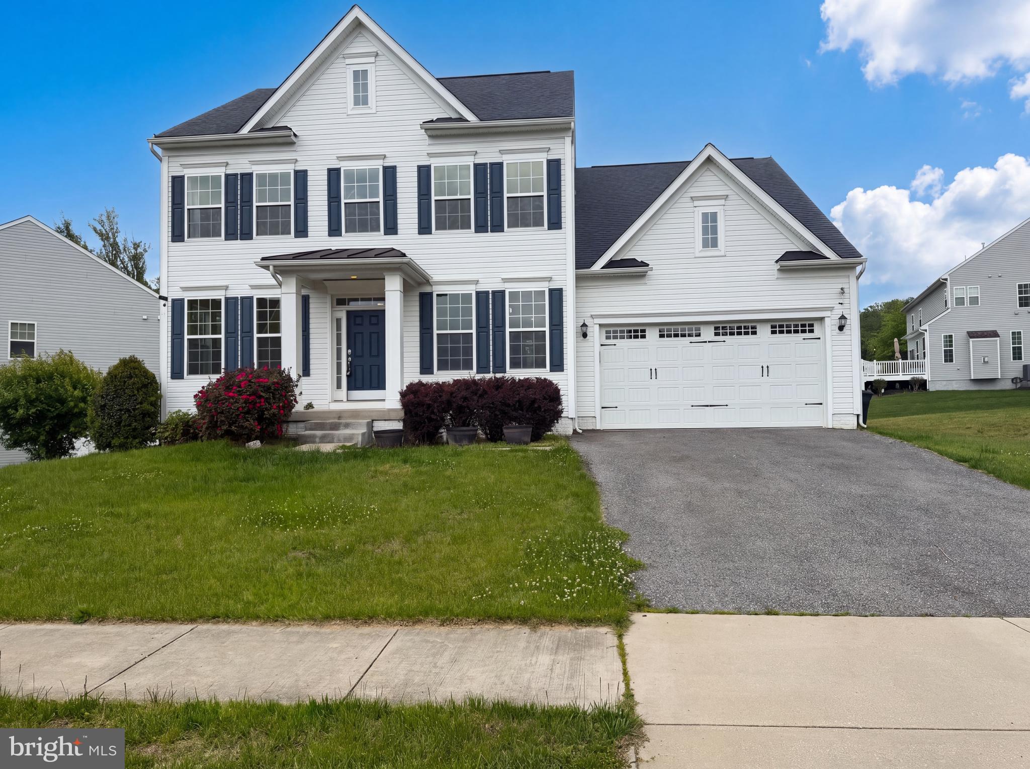 STONEGATE ESTATES - Residential