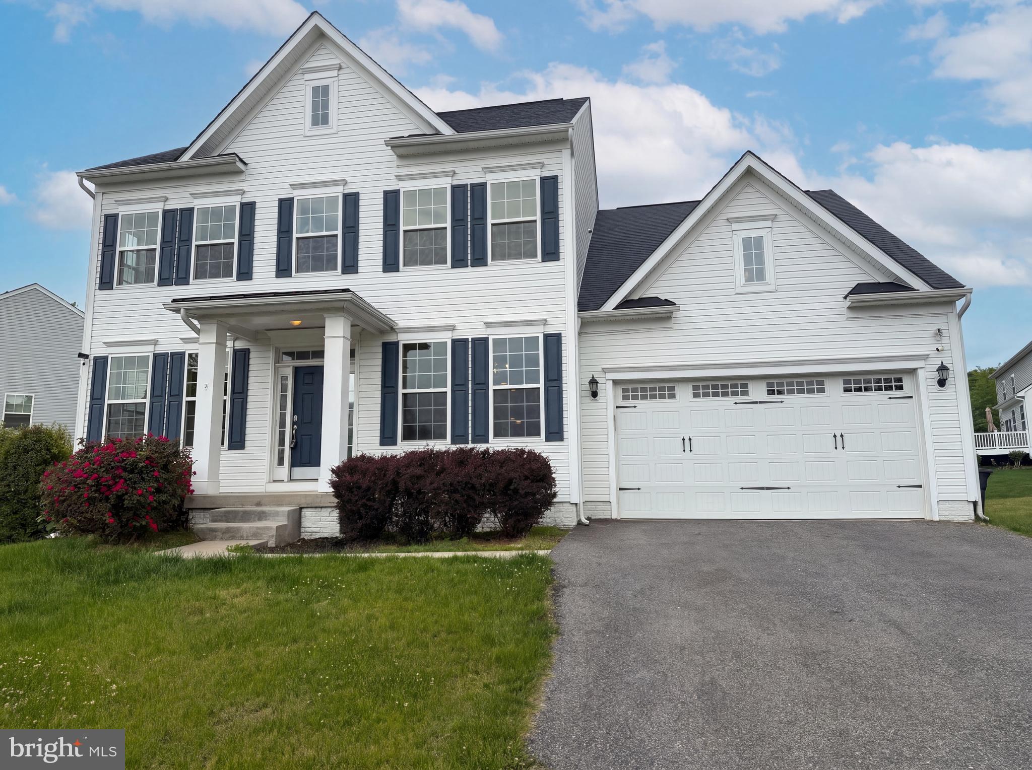 STONEGATE ESTATES - Residential