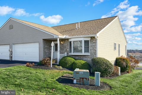 Tiny photo for 2407 Pin Oak Drive #33, YORK, PA 17406 (MLS # PAYK2094338)