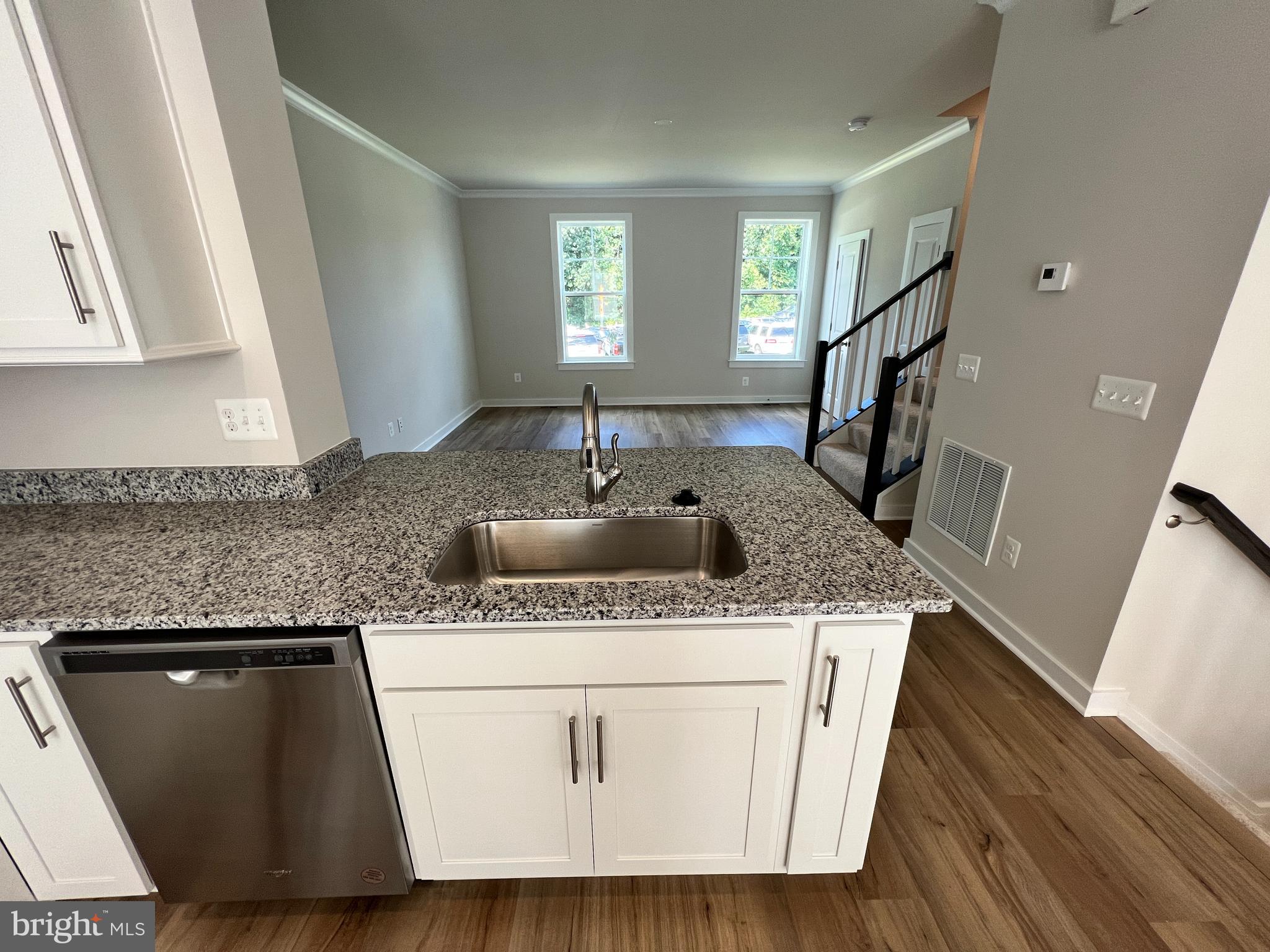 HIGHLANDER PARK - Residential Lease