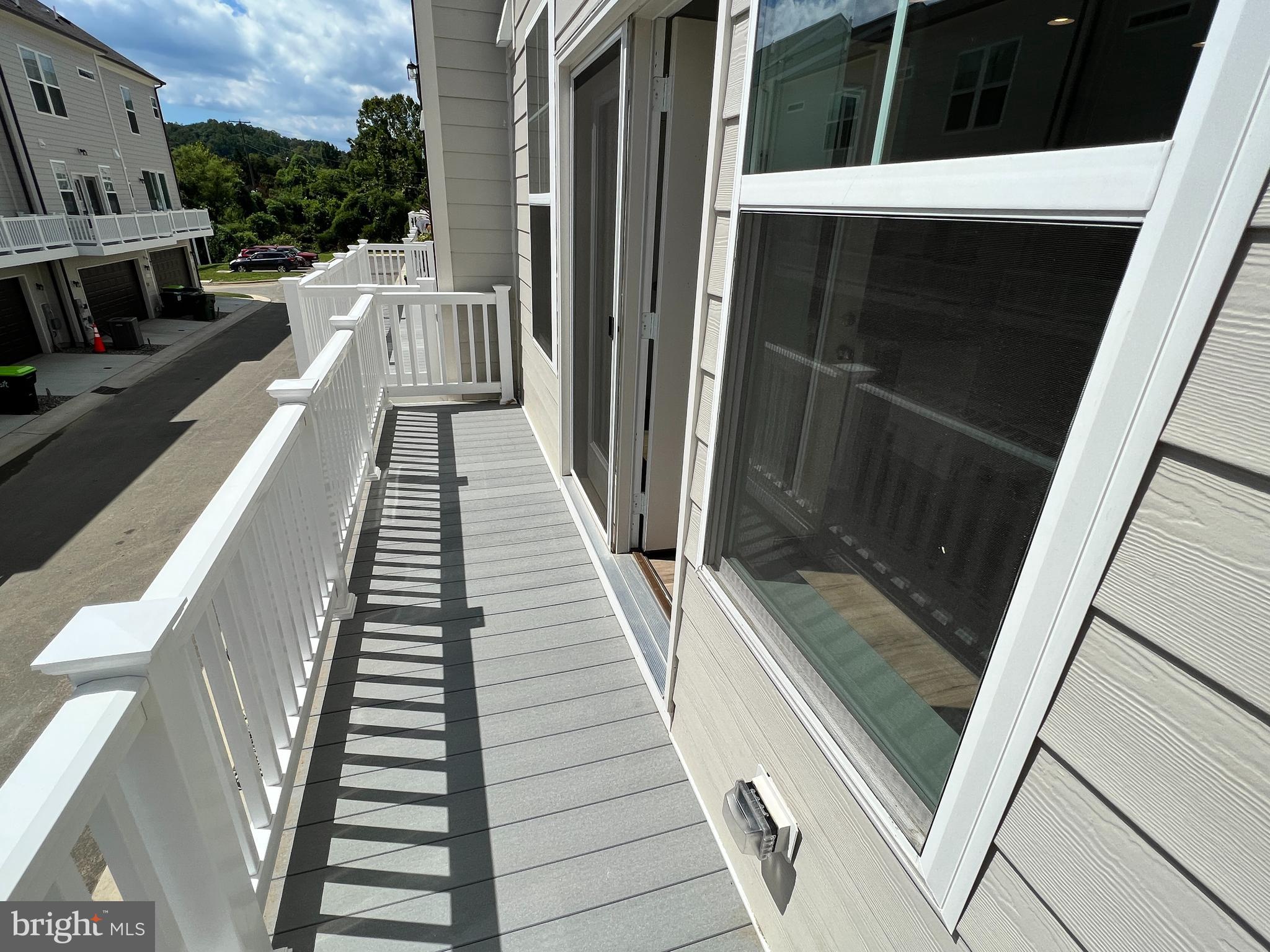 HIGHLANDER PARK - Residential Lease