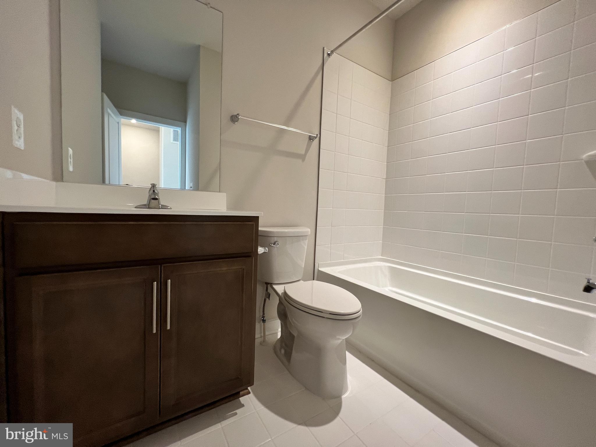 HIGHLANDER PARK - Residential Lease