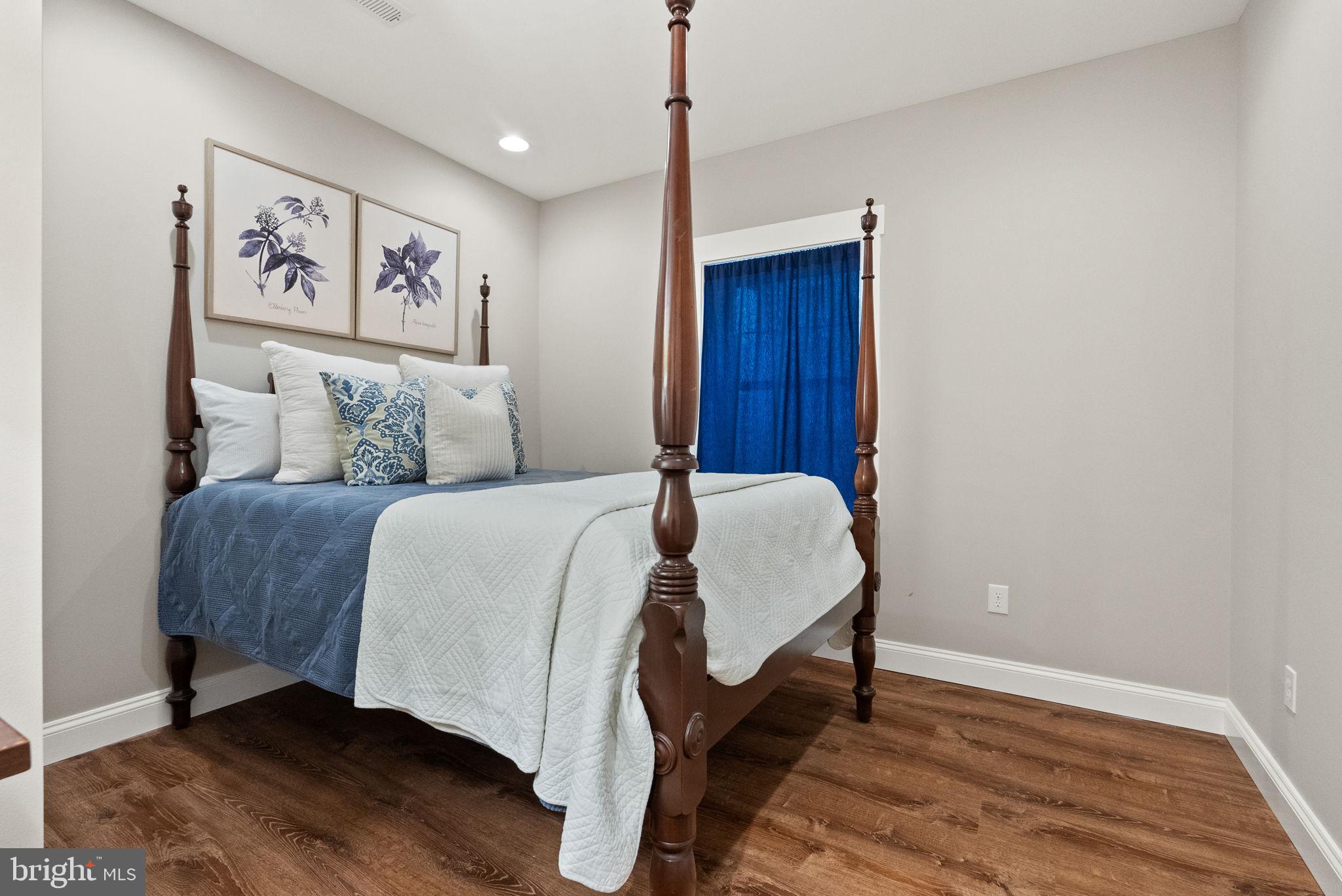 JEFFERSON PARK - Residential