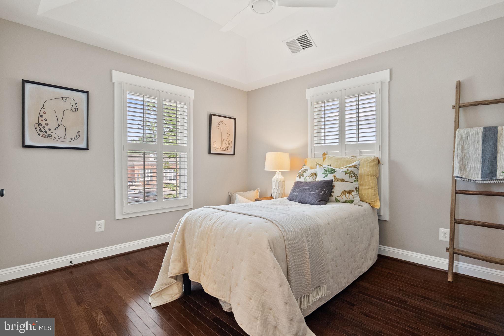 JEFFERSON PARK - Residential