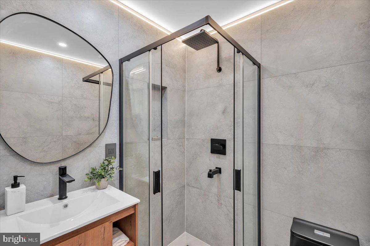 HAWTHORNE - Residential