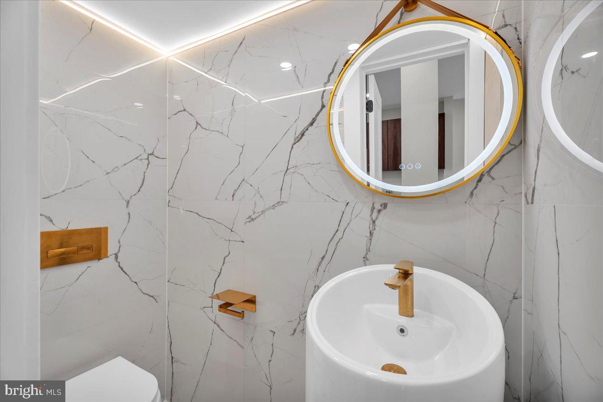 HAWTHORNE - Residential