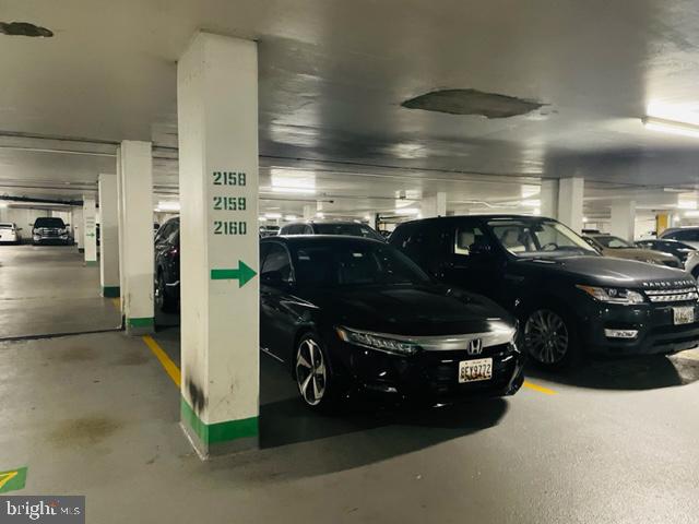 PROMENADE TOWERS - Residential