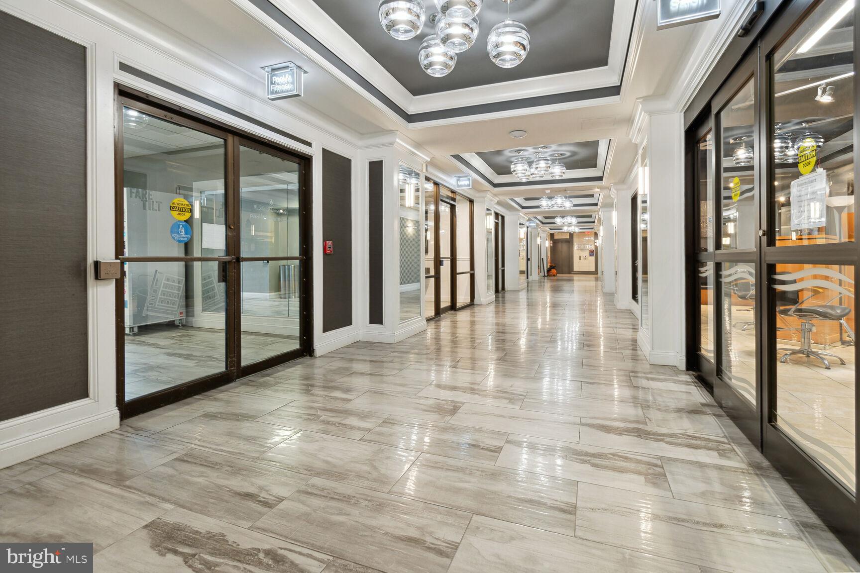 PROMENADE TOWERS - Residential